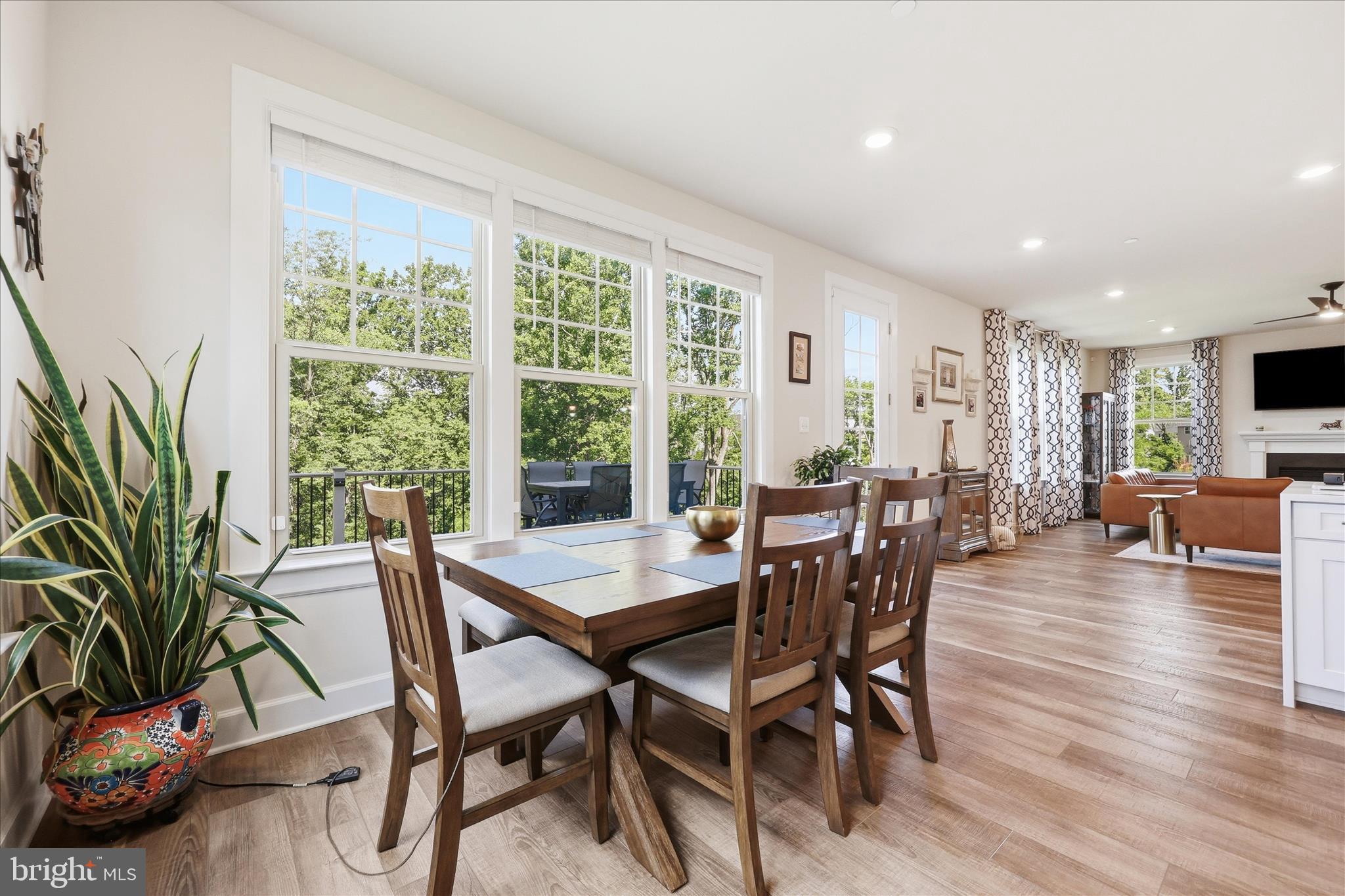WOODRIDGE AT LAKE LINGANORE - Residential