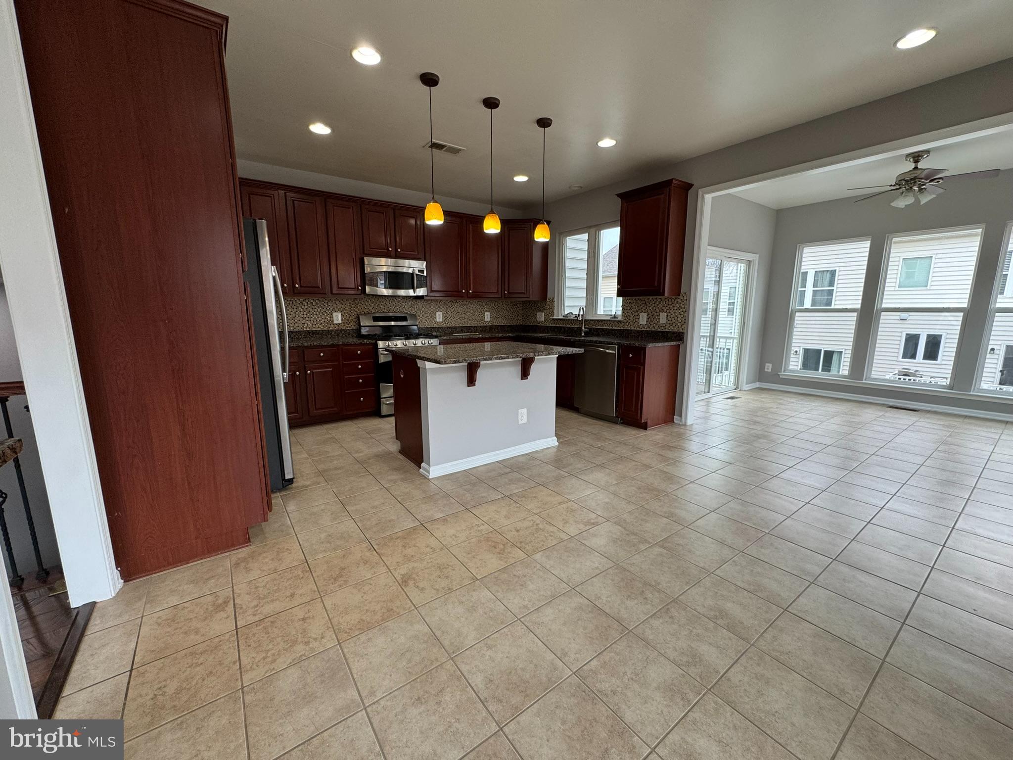 BRAMBLETON - Residential