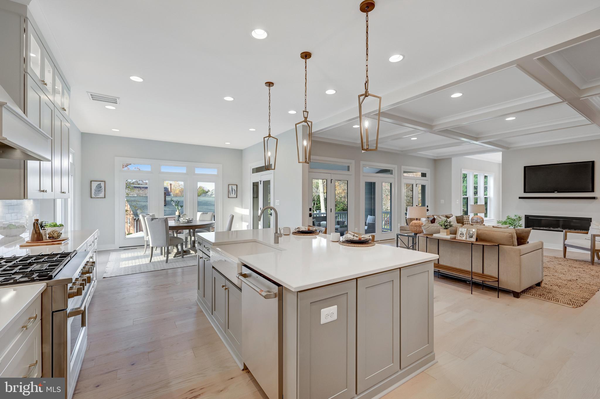 BRYN MAWR - Residential