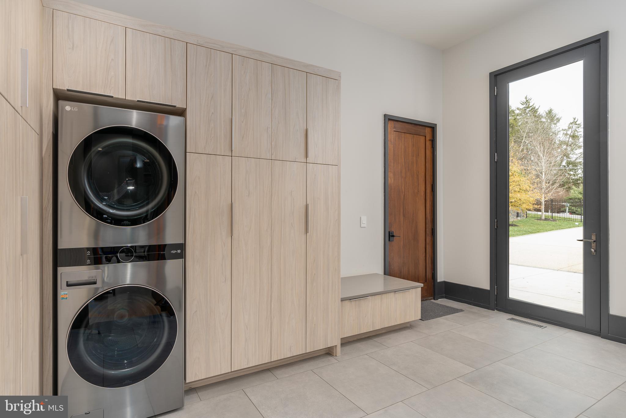LANGLEY HILL - Residential
