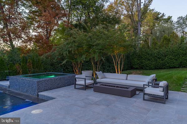 LANGLEY HILL - Residential