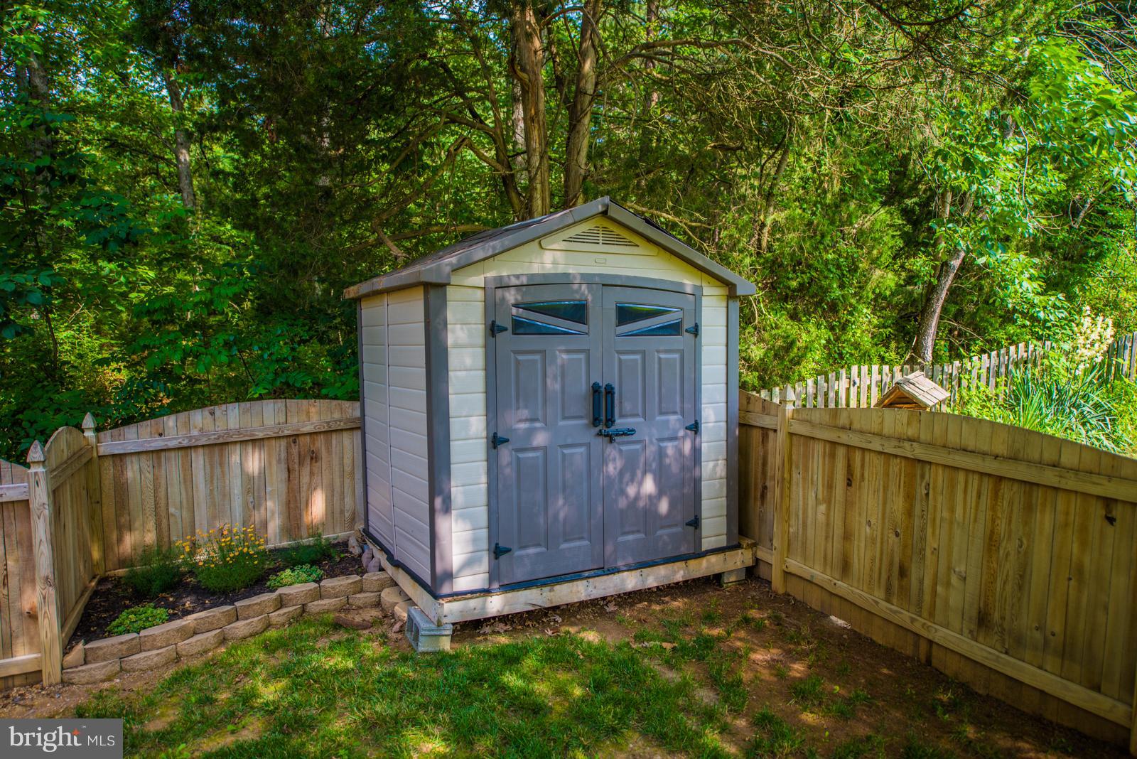 APPLE RIDGE - Residential