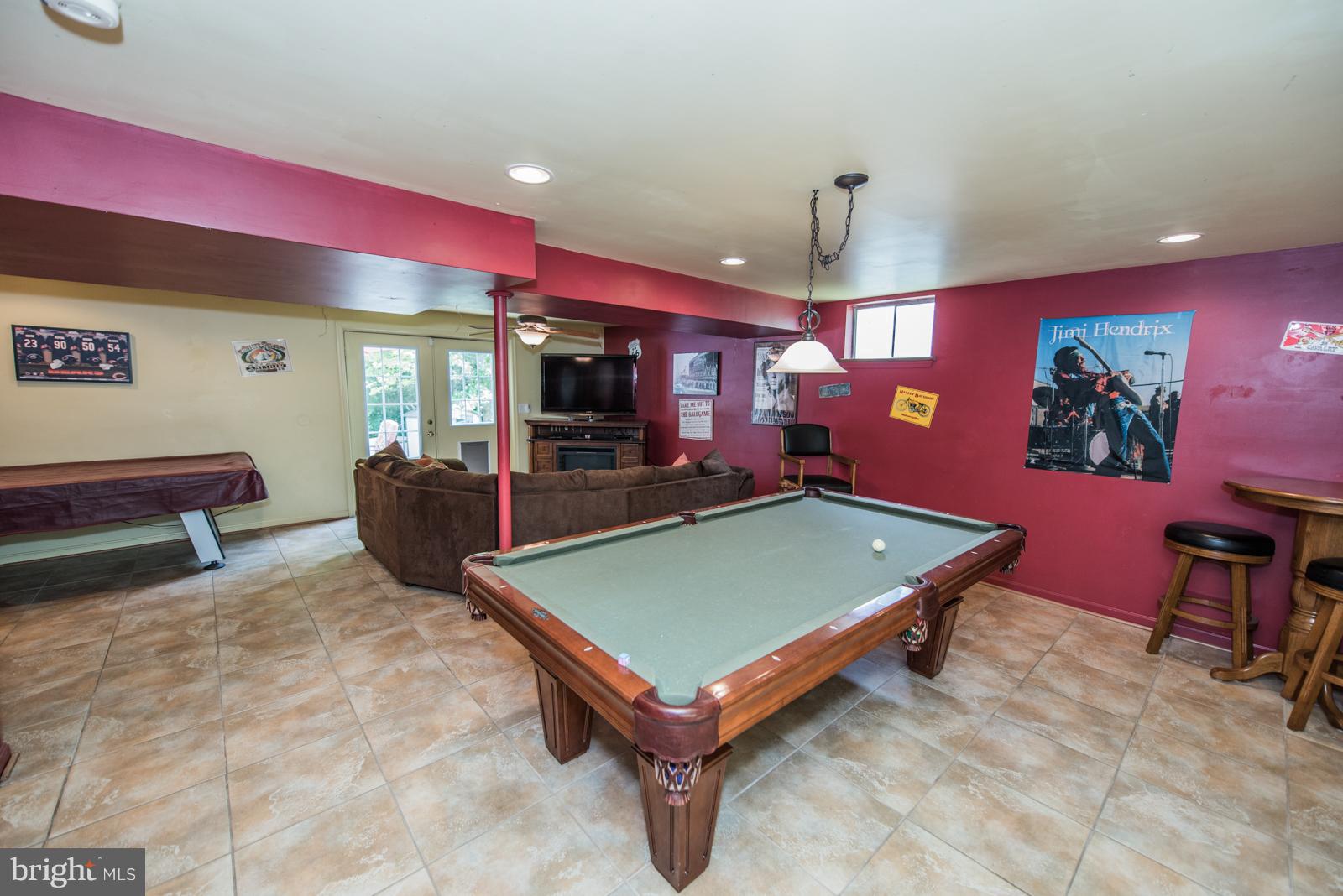APPLE RIDGE - Residential