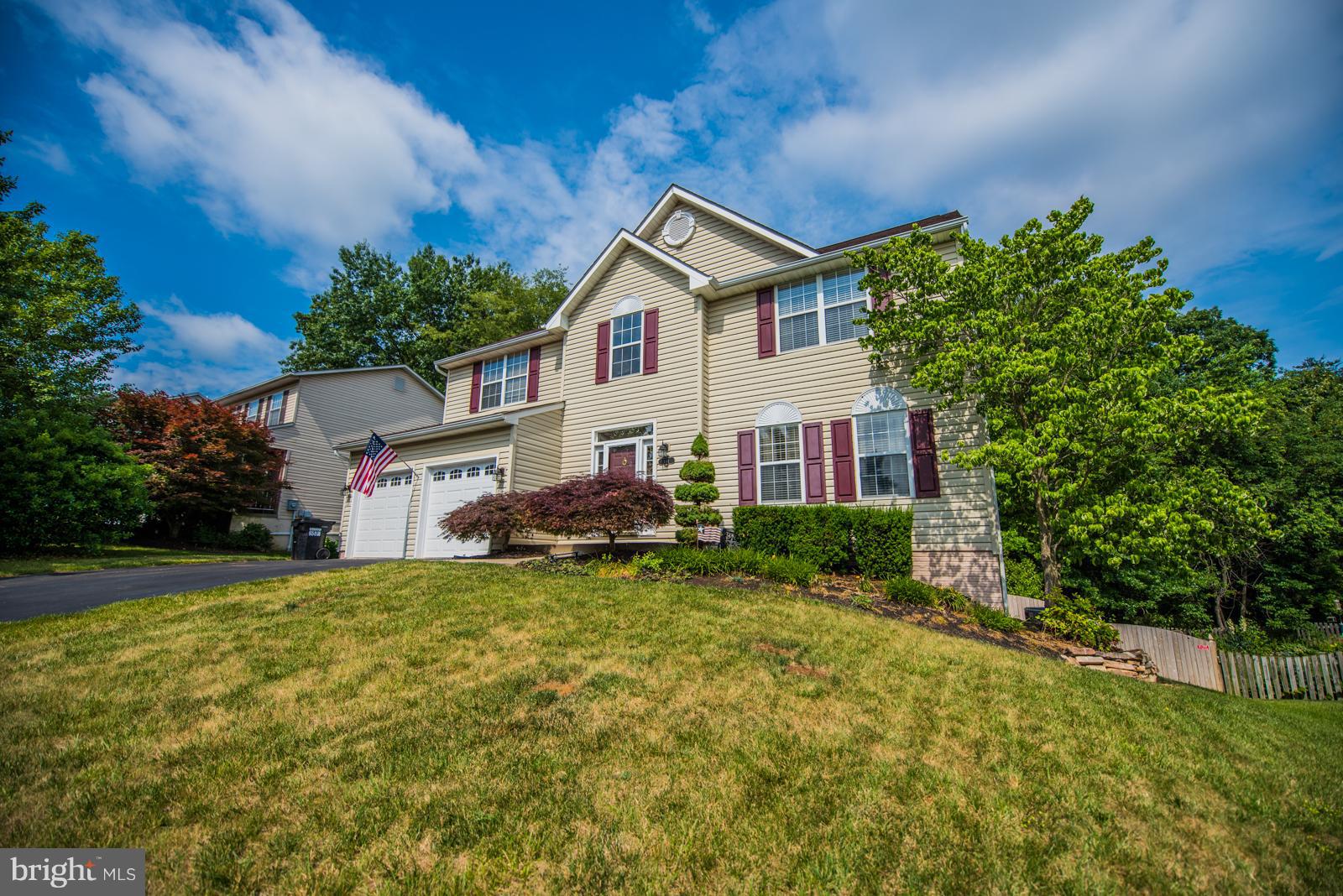 APPLE RIDGE - Residential