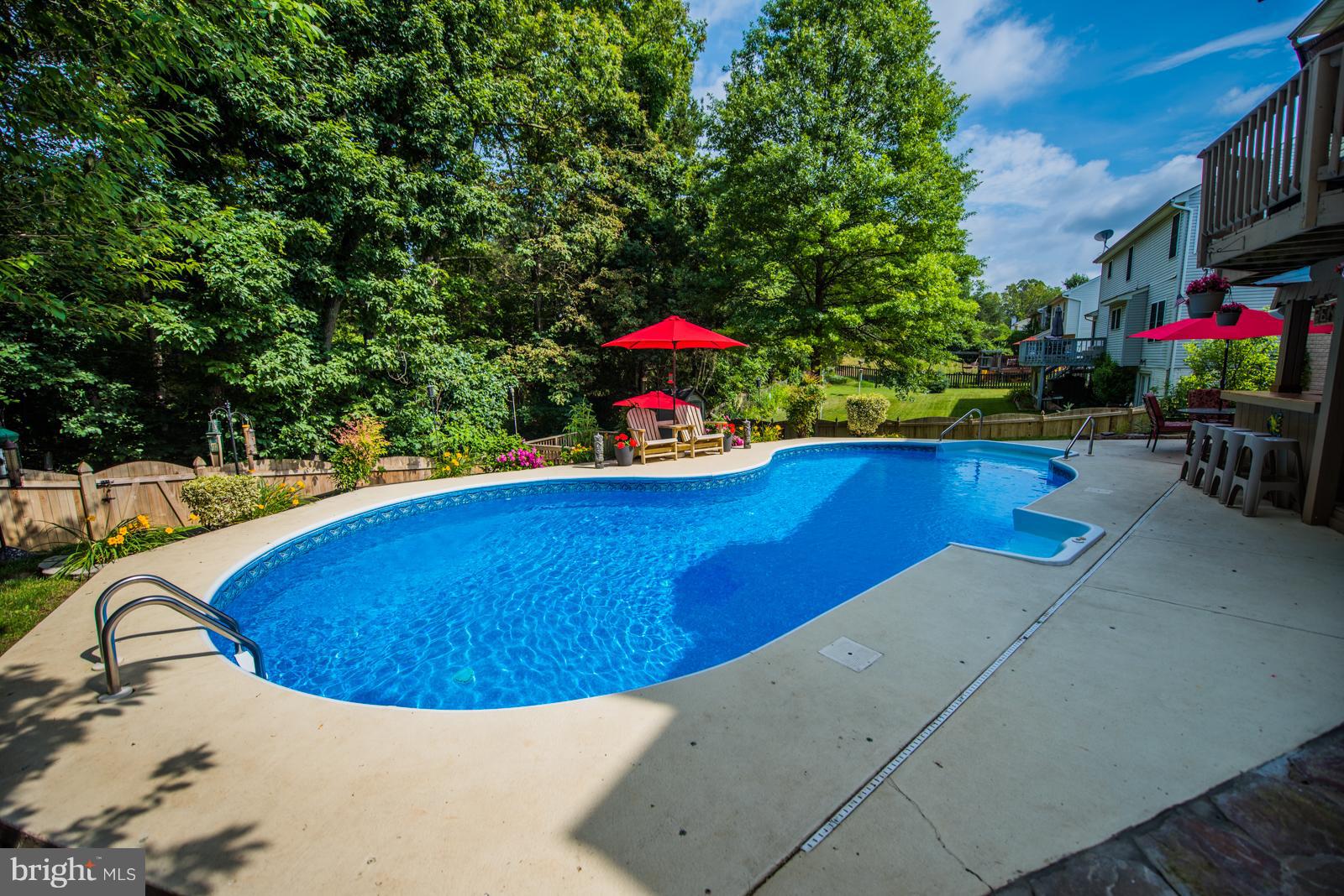 APPLE RIDGE - Residential