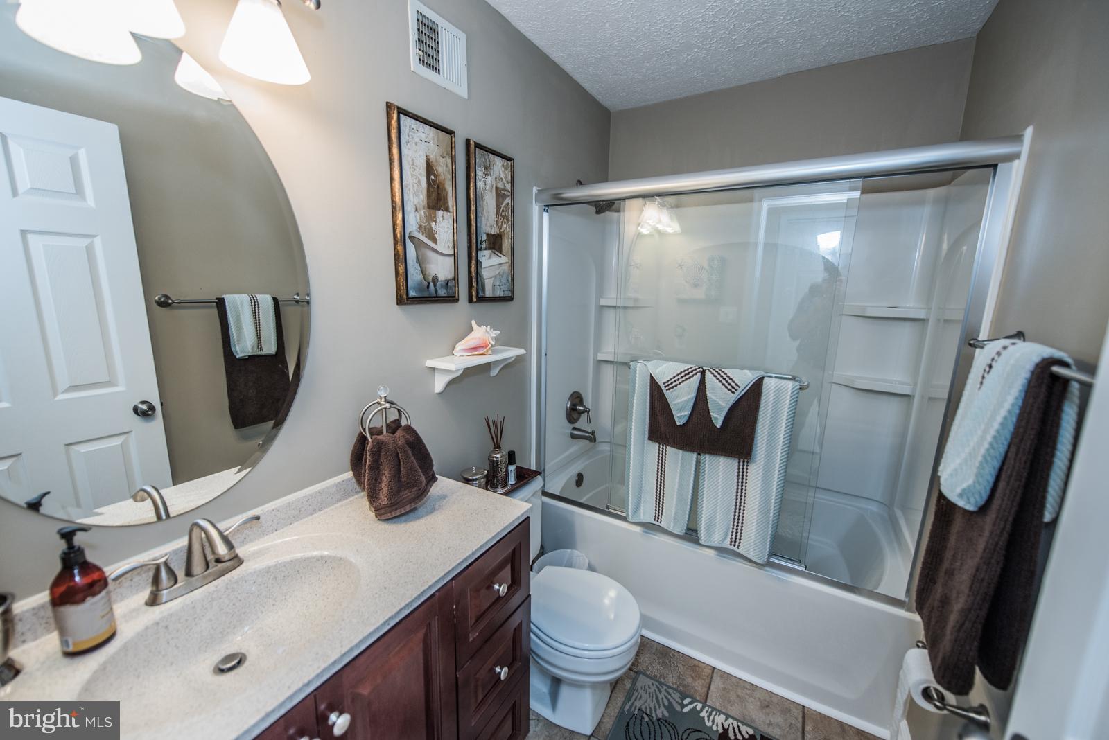 APPLE RIDGE - Residential