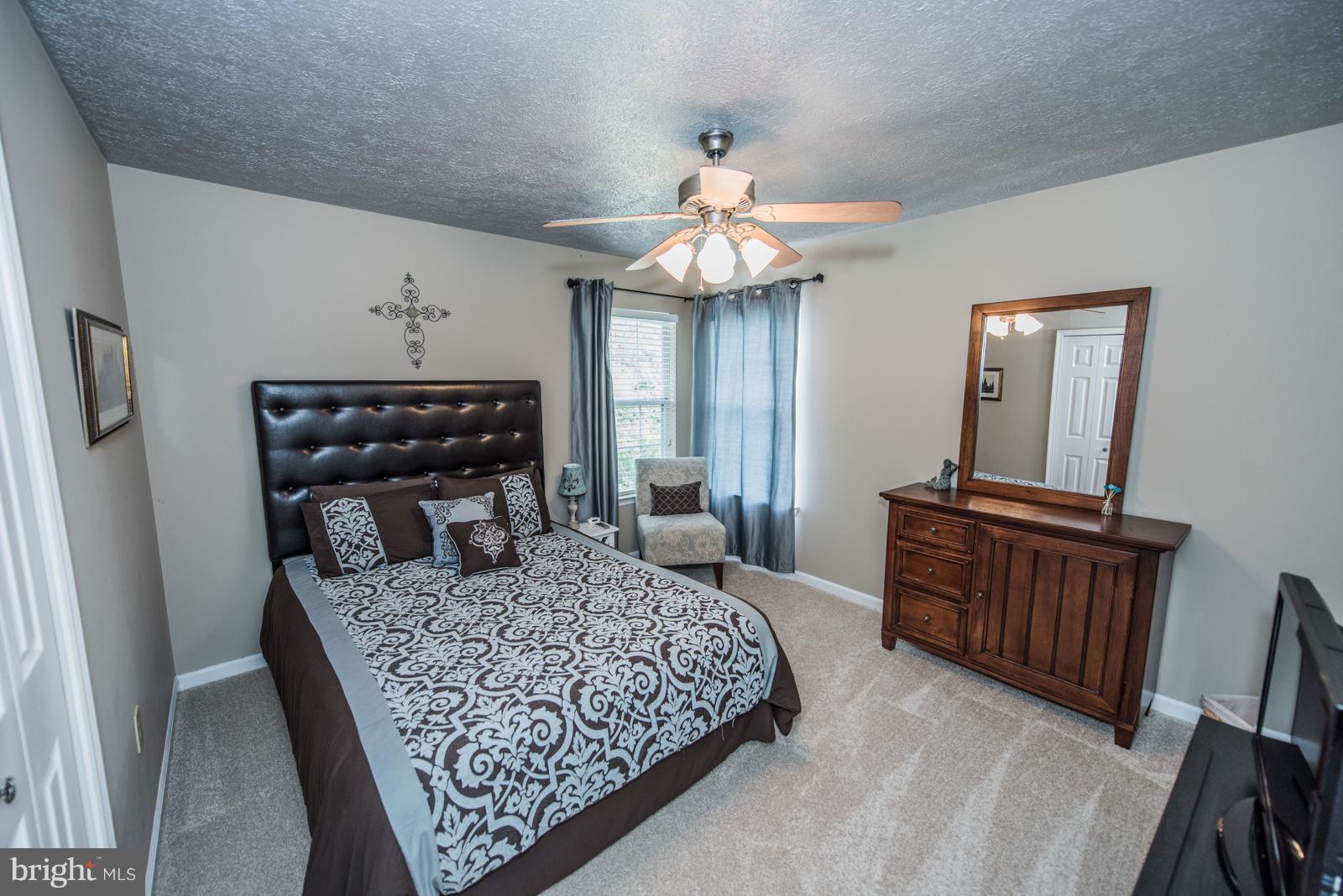 APPLE RIDGE - Residential
