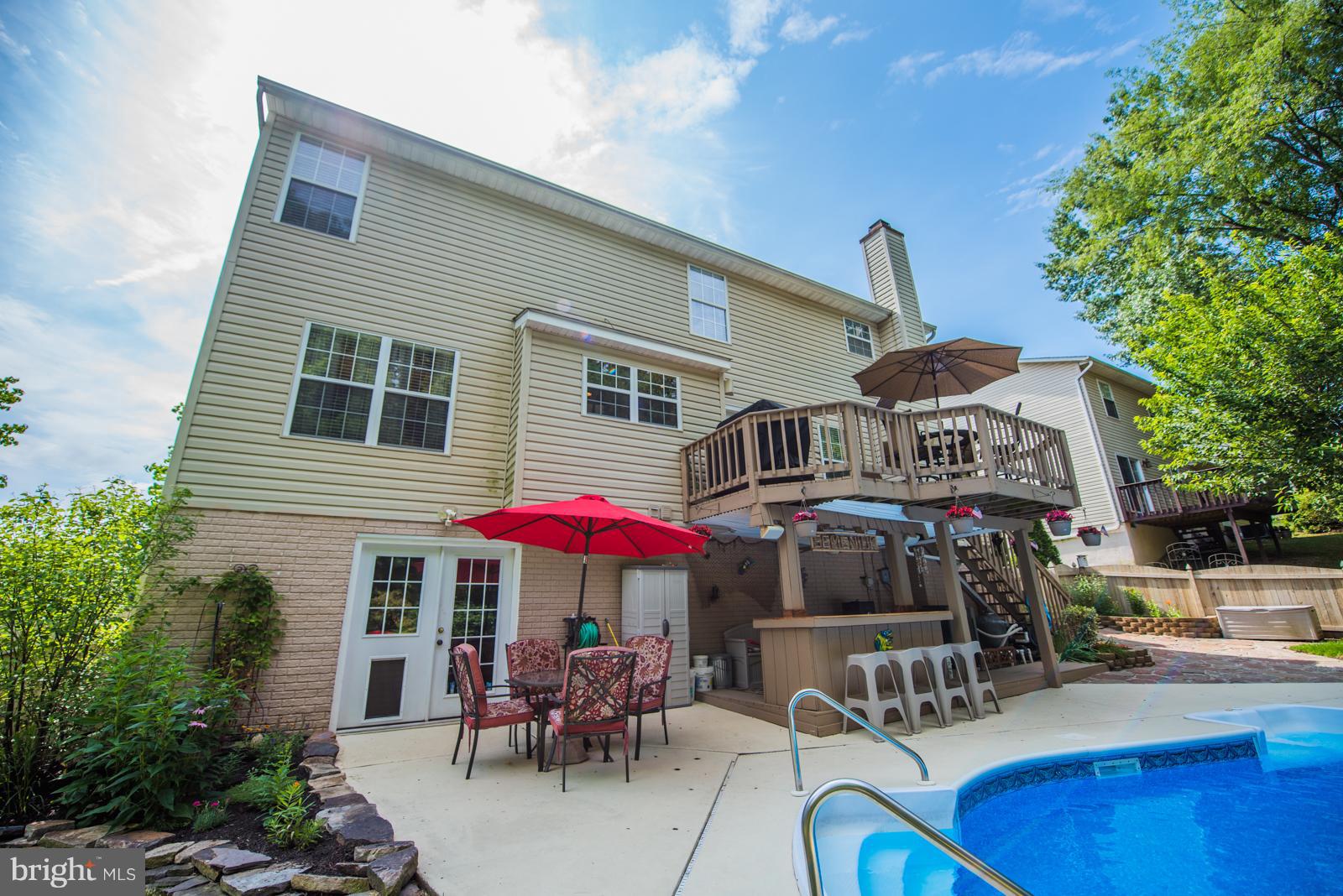 APPLE RIDGE - Residential