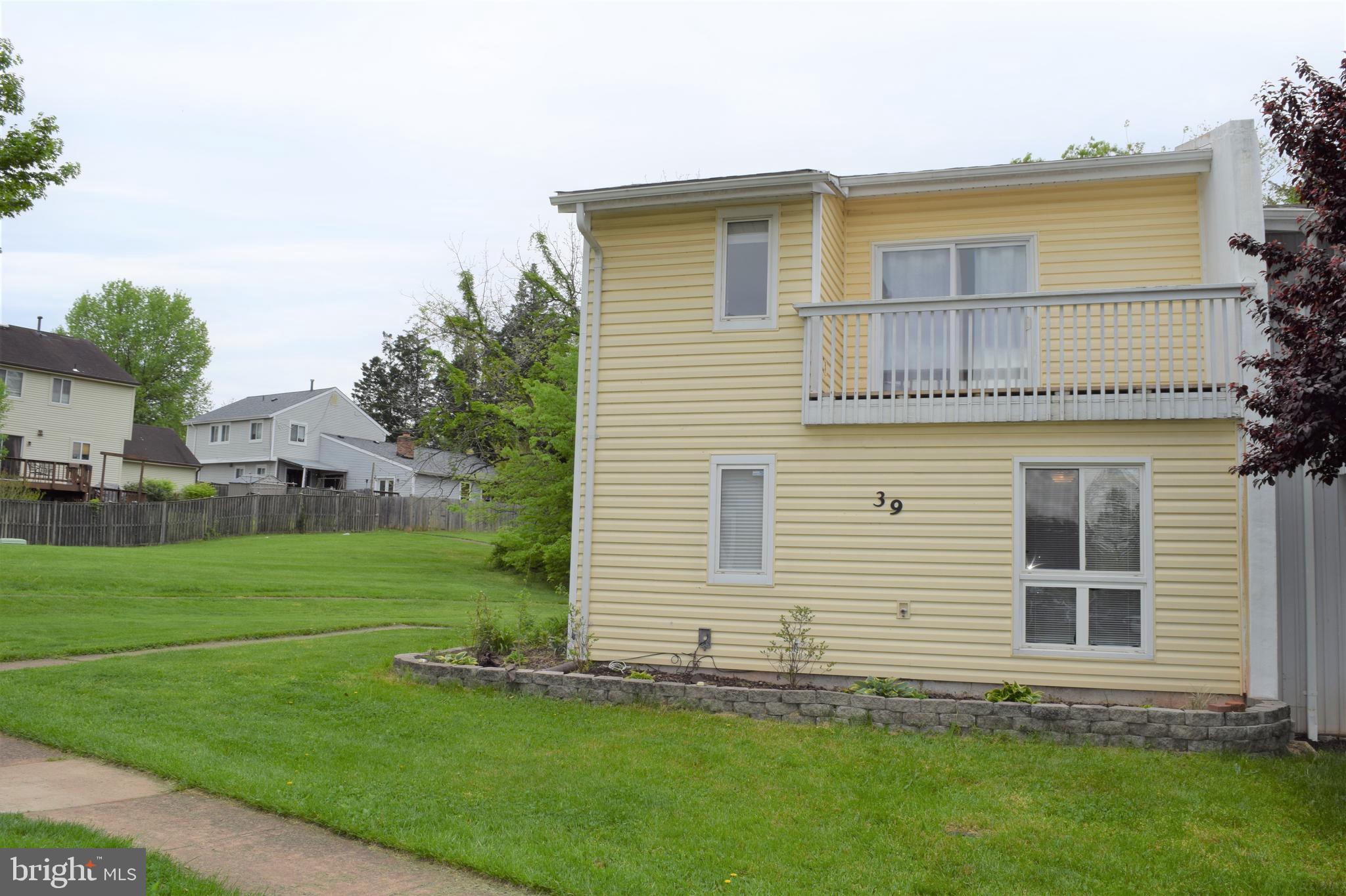 SUGARLAND RUN - Residential Lease