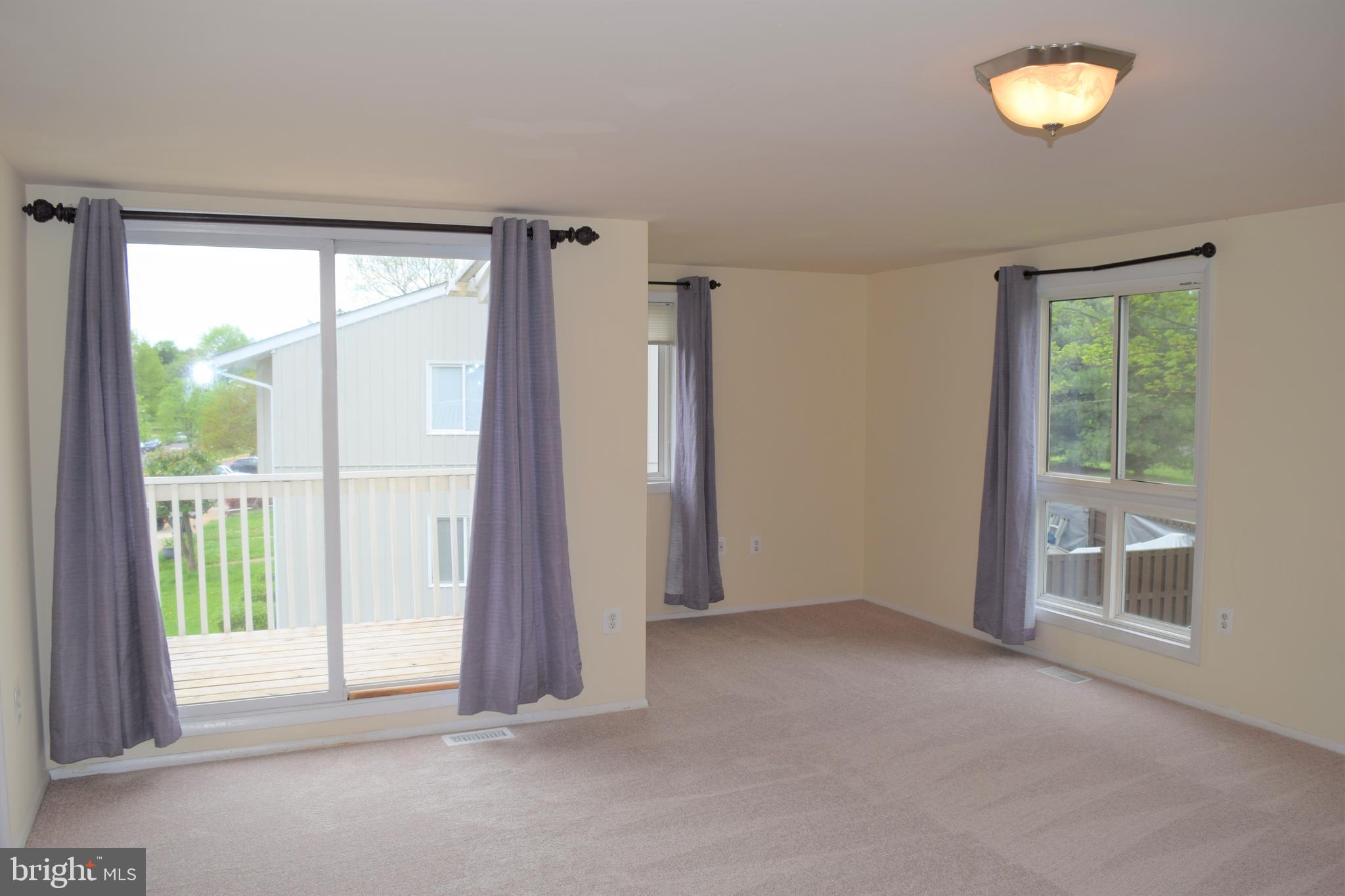 SUGARLAND RUN - Residential Lease
