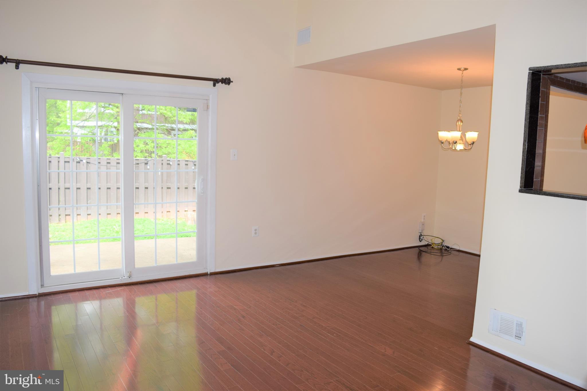 SUGARLAND RUN - Residential Lease