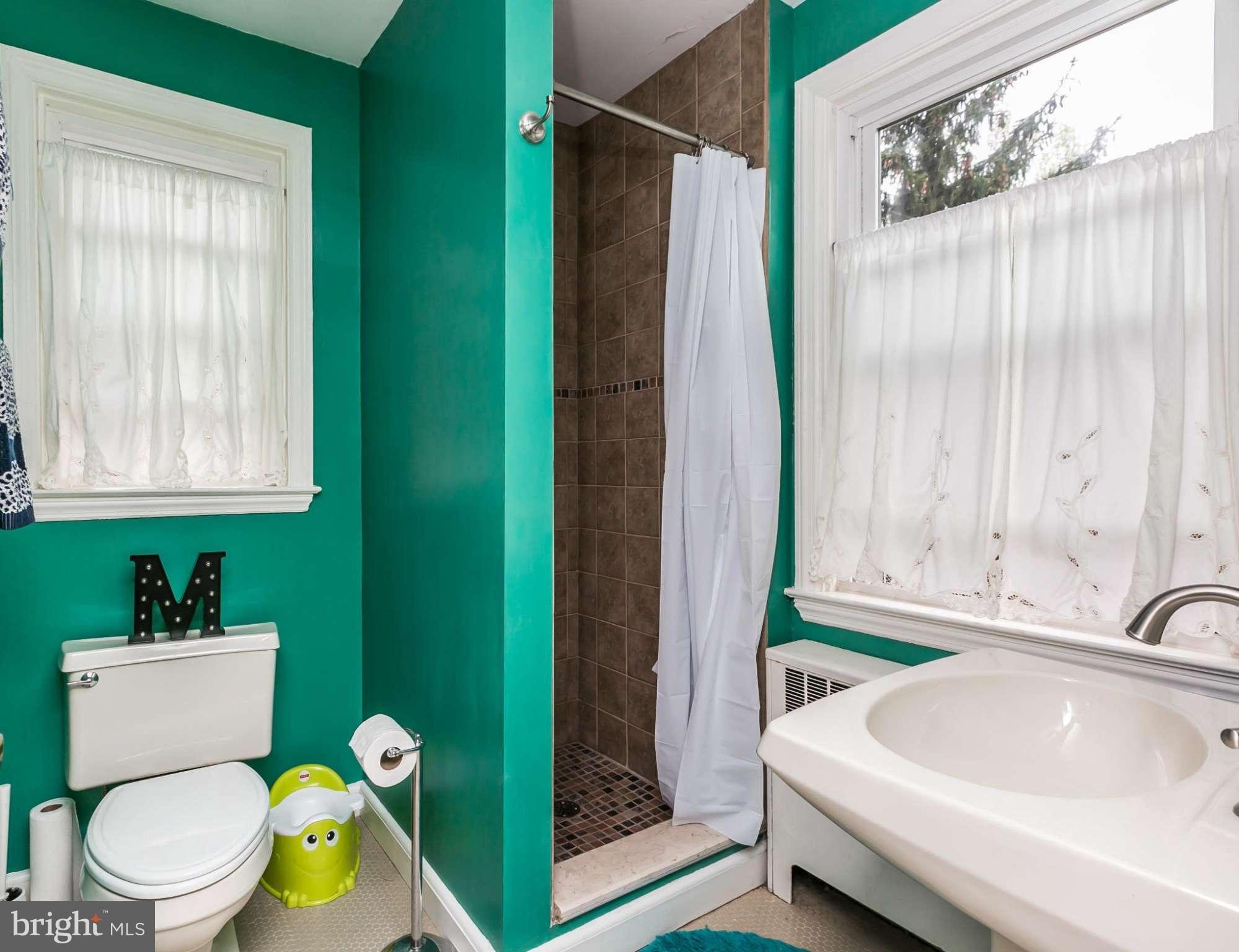 MOUNT WASHINGTON - Residential