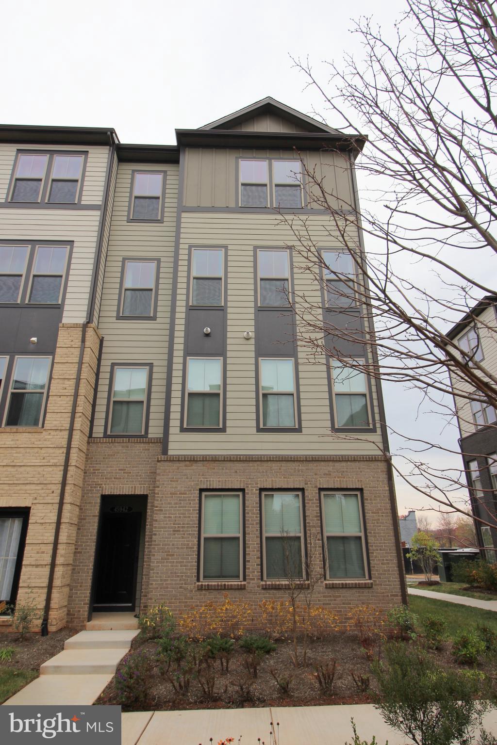 This luxurious end unit townhouse-style Condo features three spacious bedrooms, a coveted garage, open-concept gourmet kitchen with stunning iced white quartz countertop, a double wall oven, a cooktop, and a generous walk-in pantry all overlooking the great room. Enjoy your primary suite complete with a spa-inspired bathroom complete with a luxury walk-in shower featuring a separate dry-off area and seat, plus a sizeable walk-in closet. Office area located upon entry to this gorgeous home provides a separate space for those who work from home or need a hobby area! Don't forget about the huge balcony/terrace space off the main living area, perfect for unwinding after a long day! The Regal Chase Community is conveniently located off Route 7 & Route 28 & is walkable to grocery, dining, retail & recreation and offers outdoor amenities including a sport court, dog park, & more!

During the application process, any additional fees and disclosures will be provided before application submission to help ensure transparency. Credit reporting is part of your lease and may increase your credit score up to 40 points over 12-24 months if rent is paid on time.