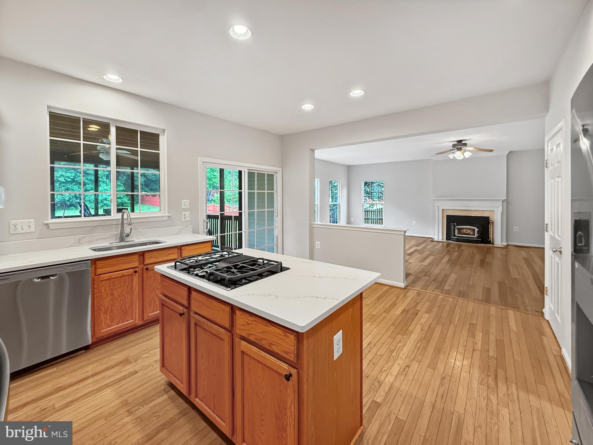 LOCUST HILL - Residential