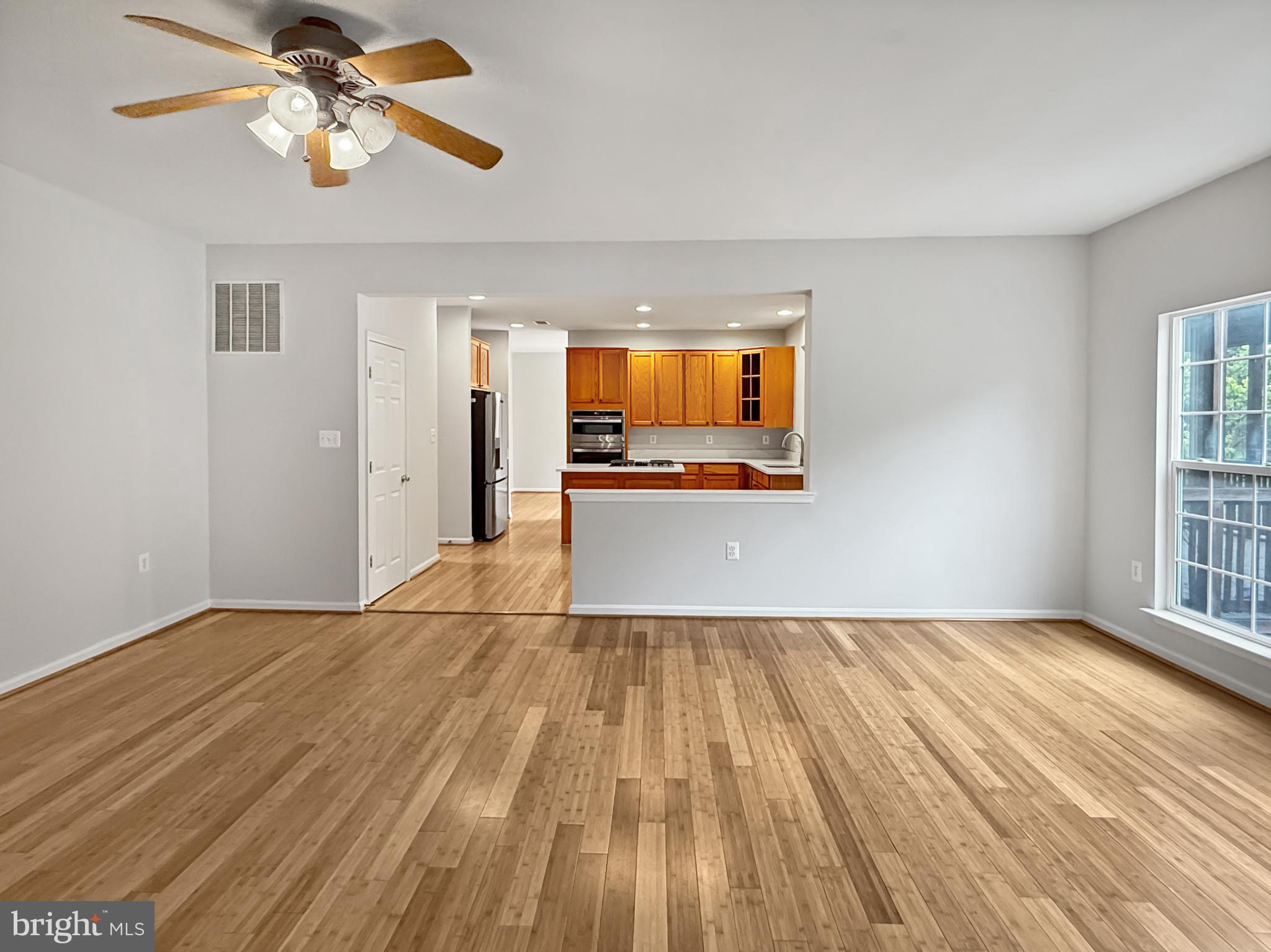 LOCUST HILL - Residential