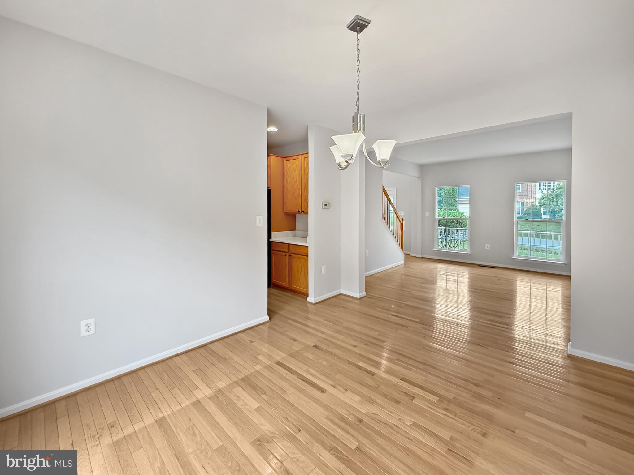 LOCUST HILL - Residential