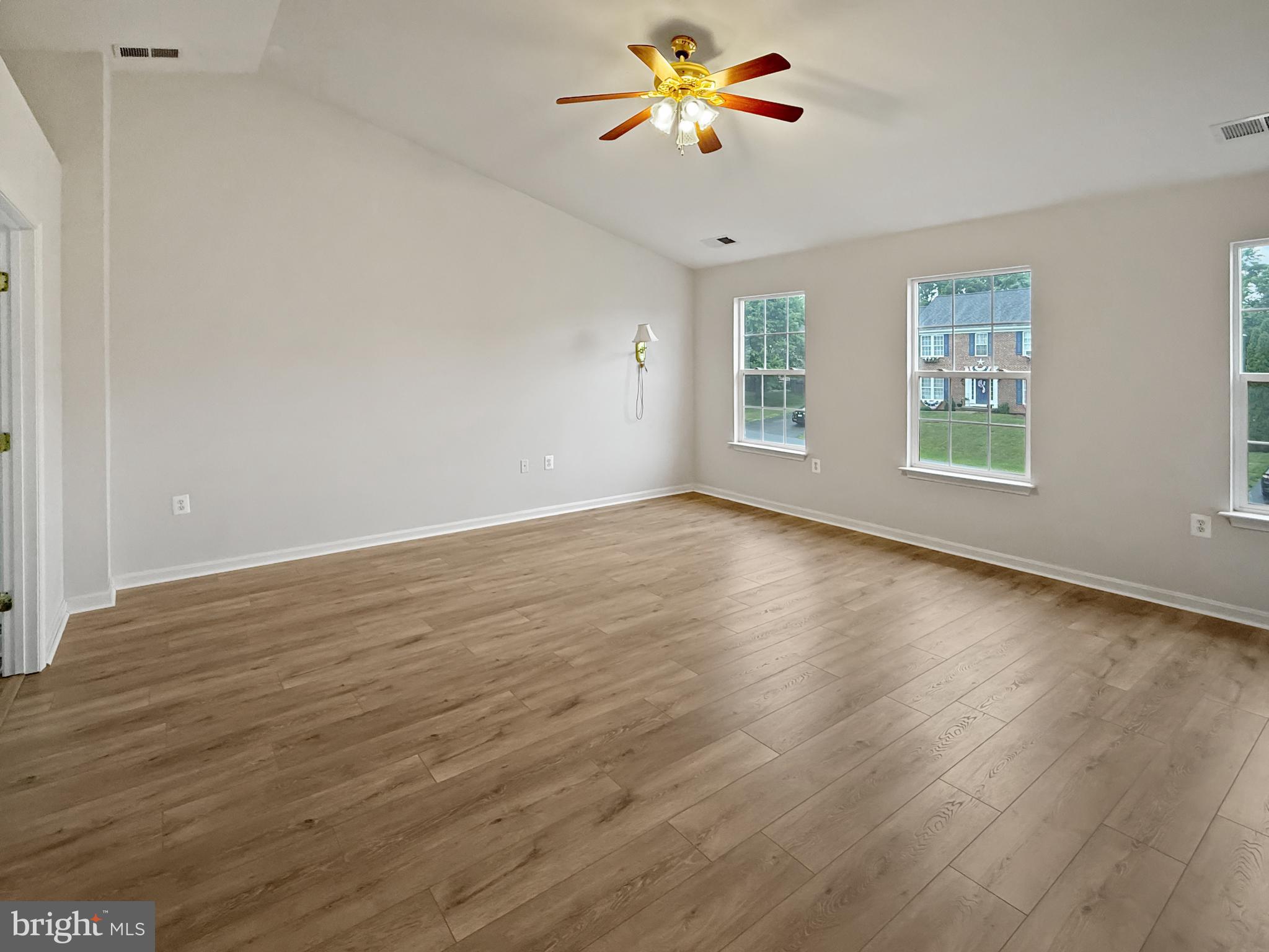 LOCUST HILL - Residential