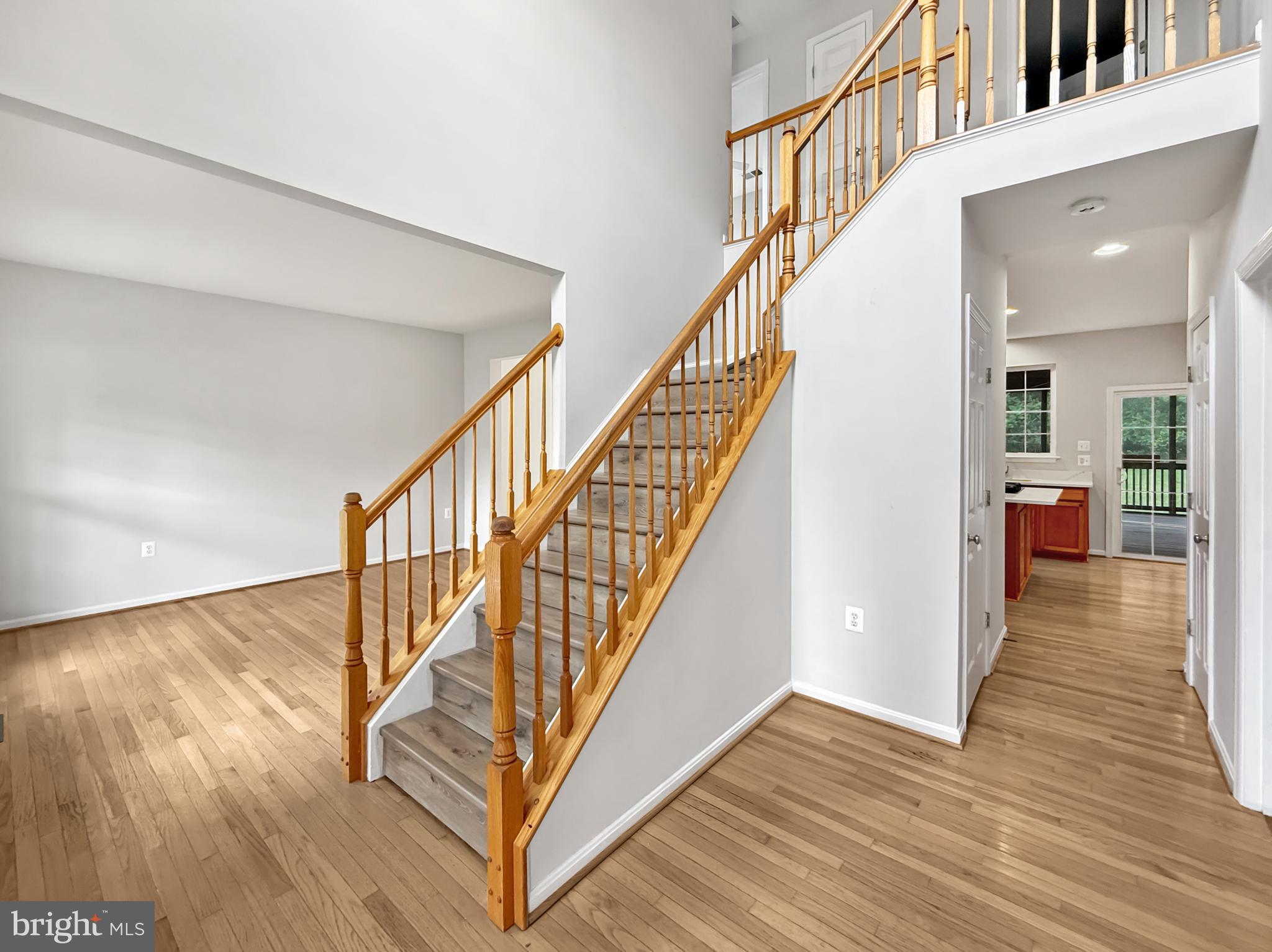 LOCUST HILL - Residential