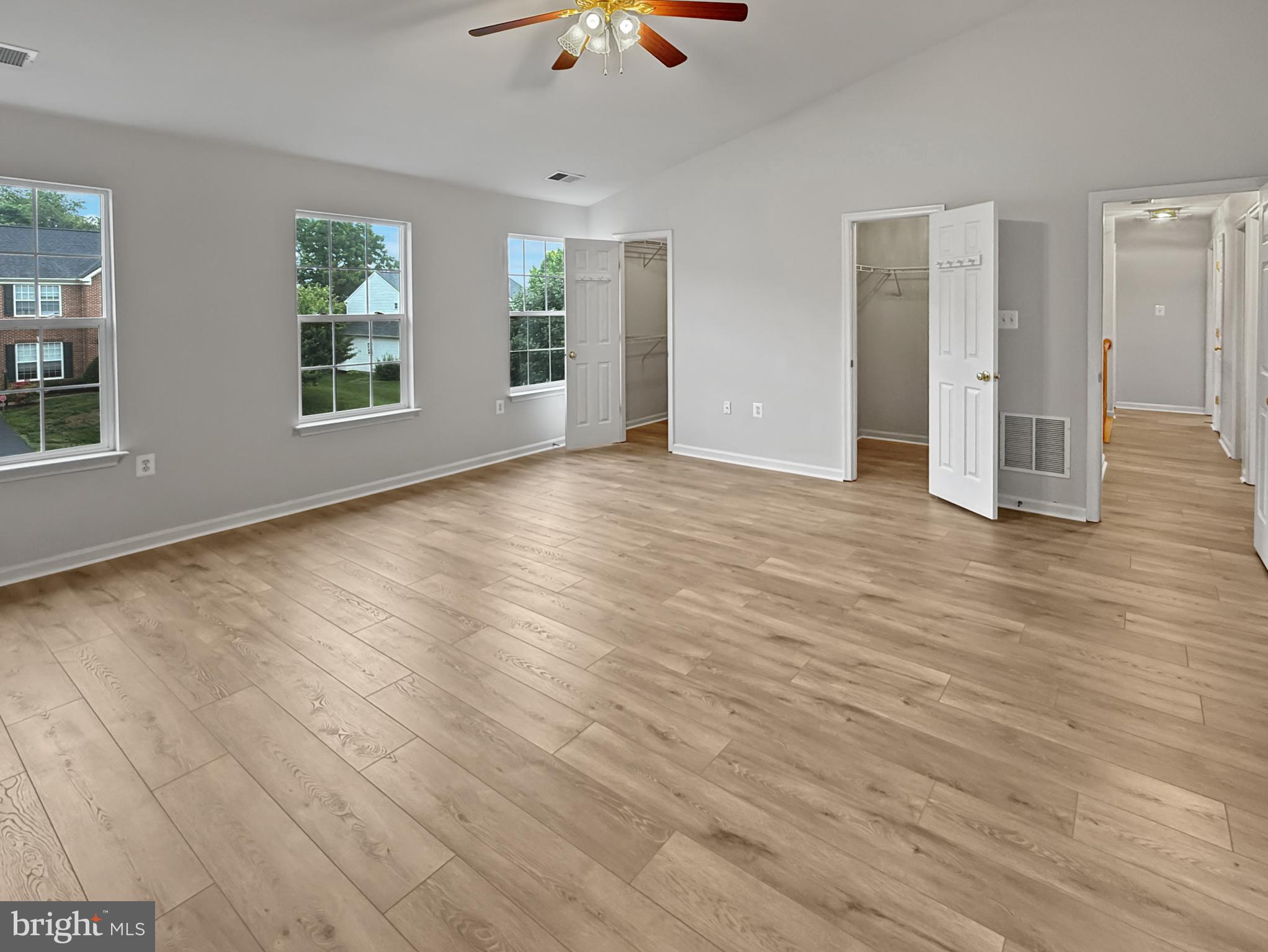 LOCUST HILL - Residential