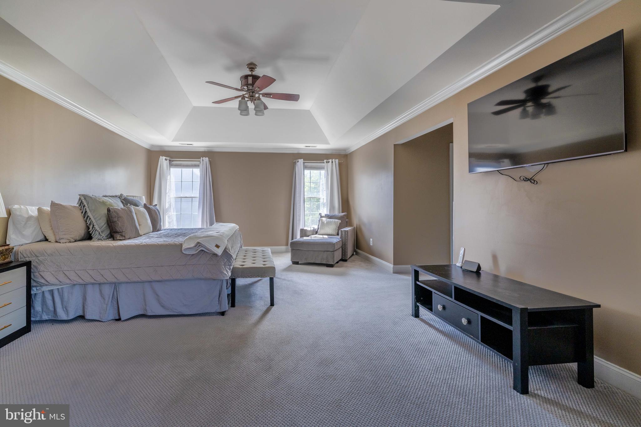 RIVERCREST - Residential