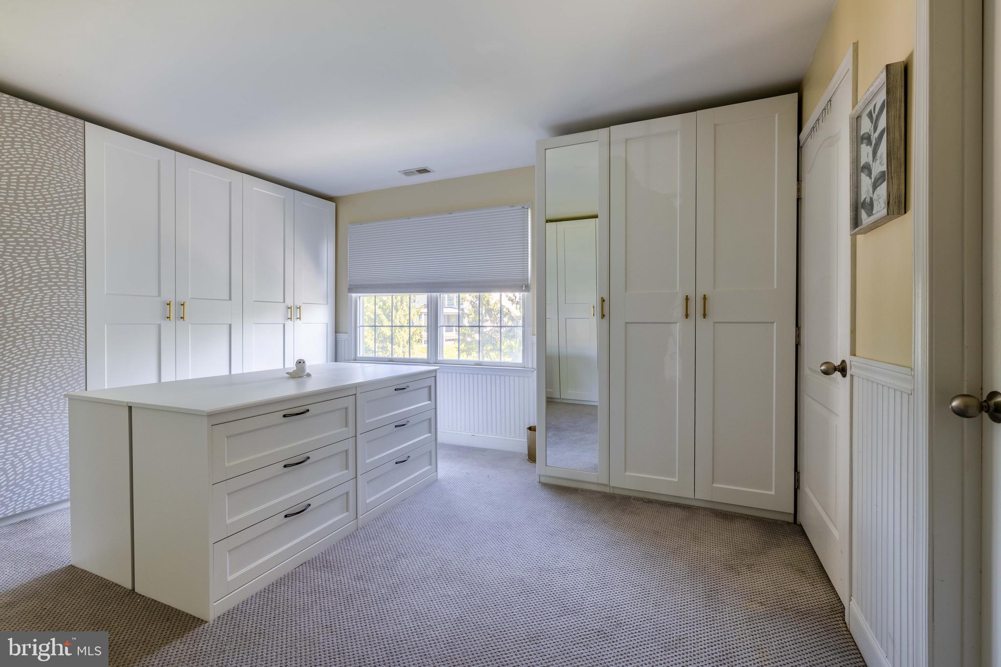 RIVERCREST - Residential