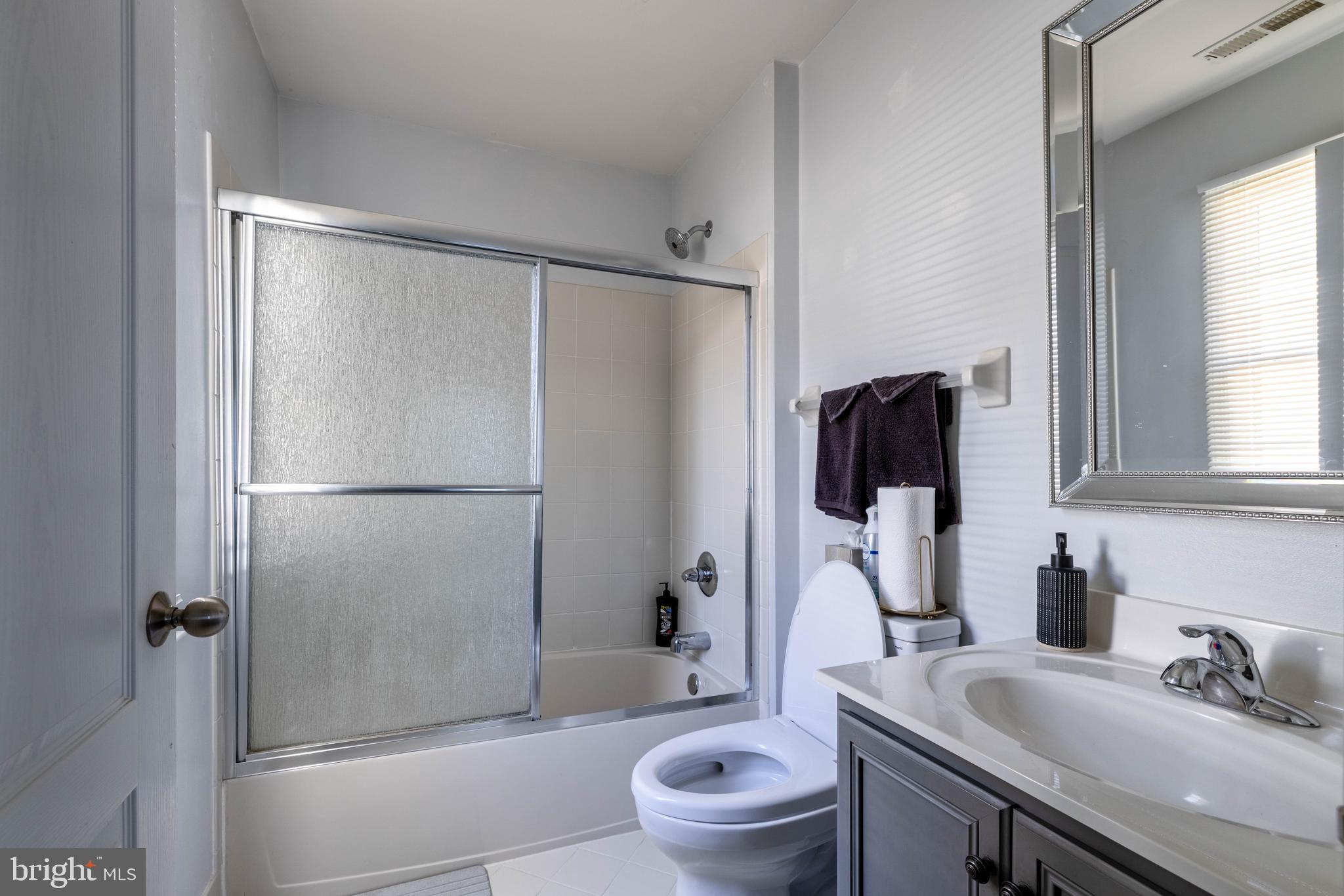 RIVERCREST - Residential