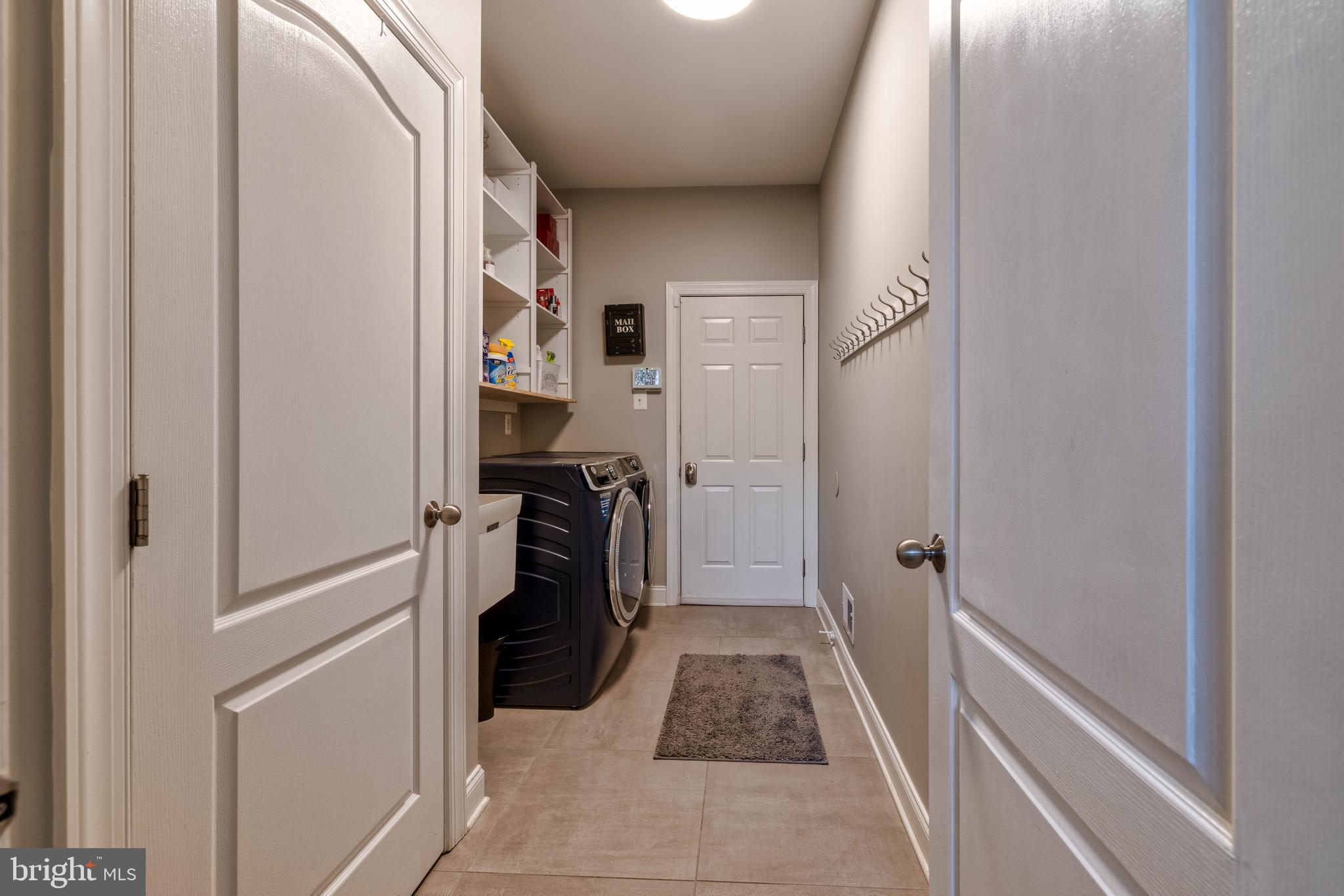 RIVERCREST - Residential