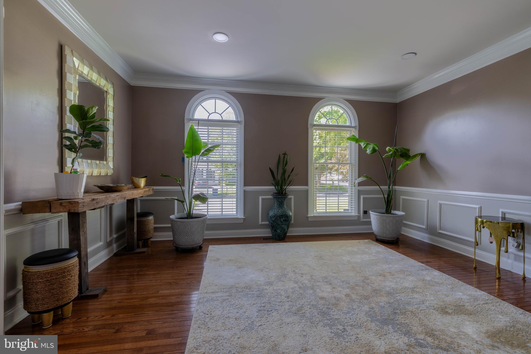 RIVERCREST - Residential