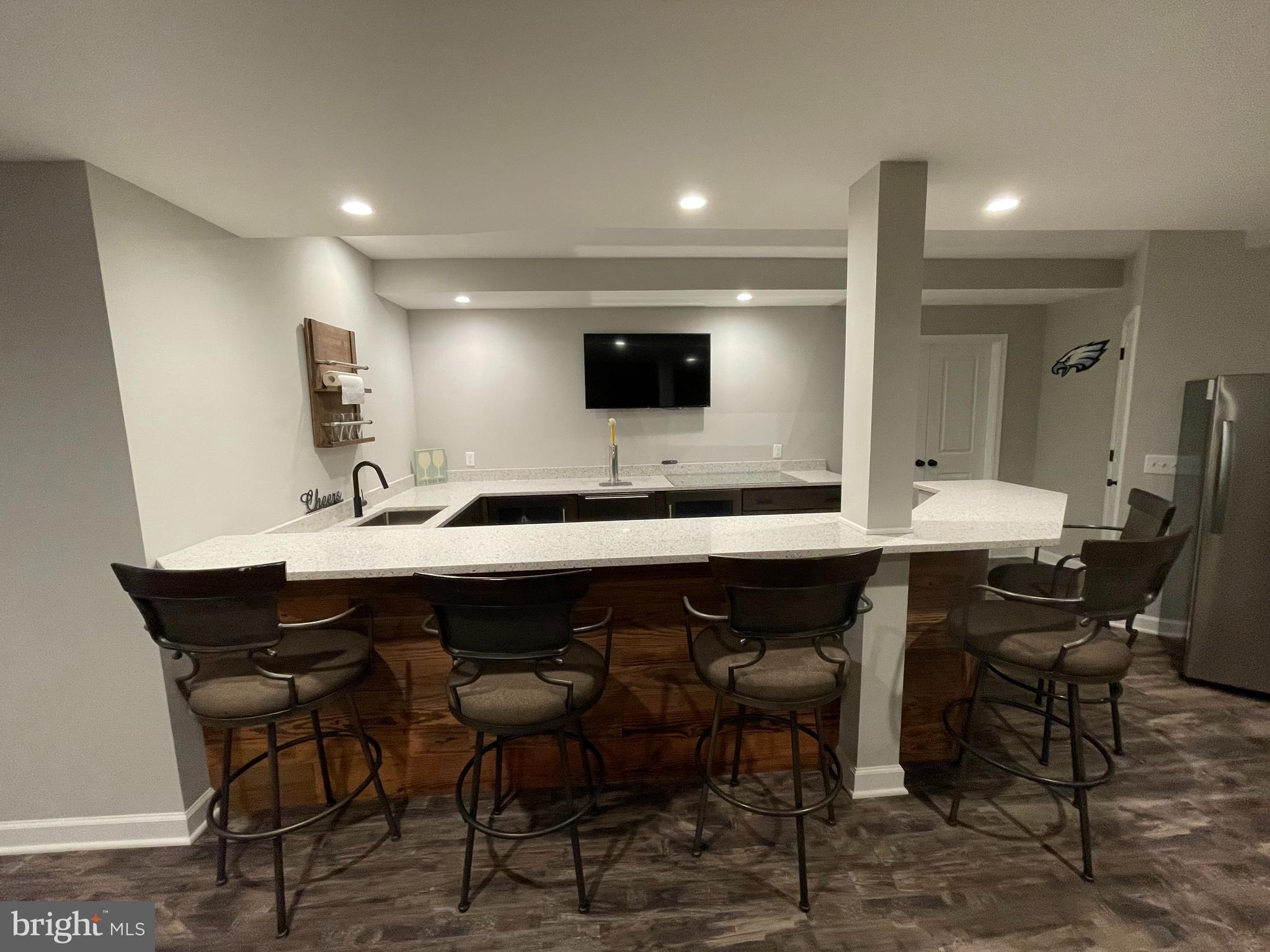 RIVERCREST - Residential