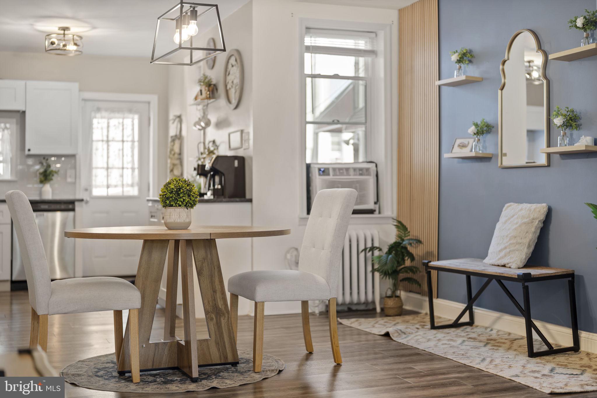 PORT RICHMOND - Residential