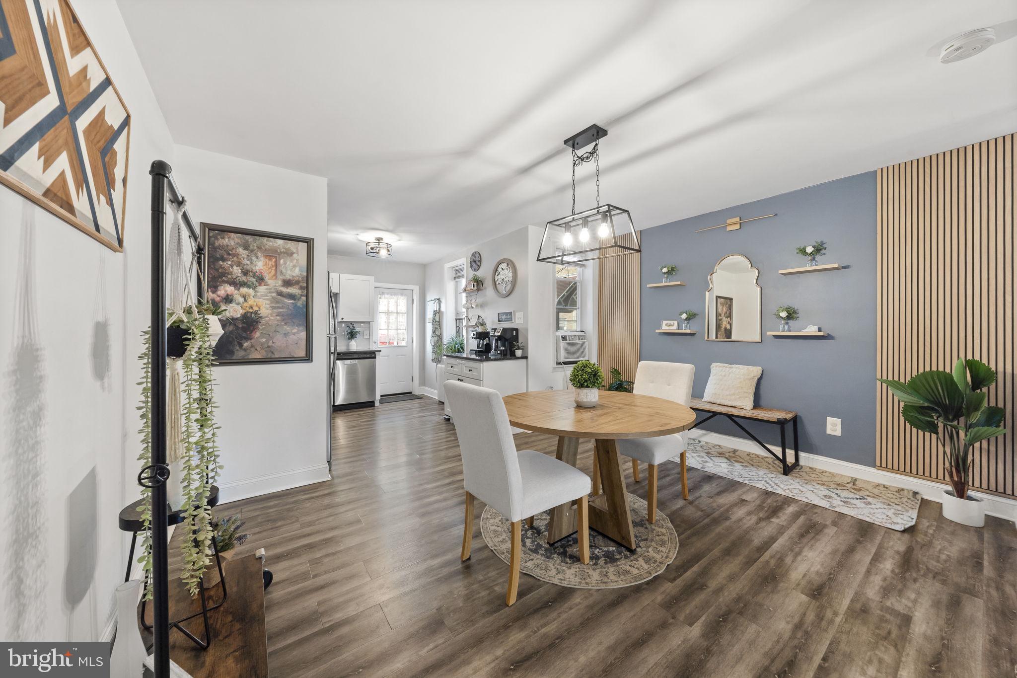 PORT RICHMOND - Residential