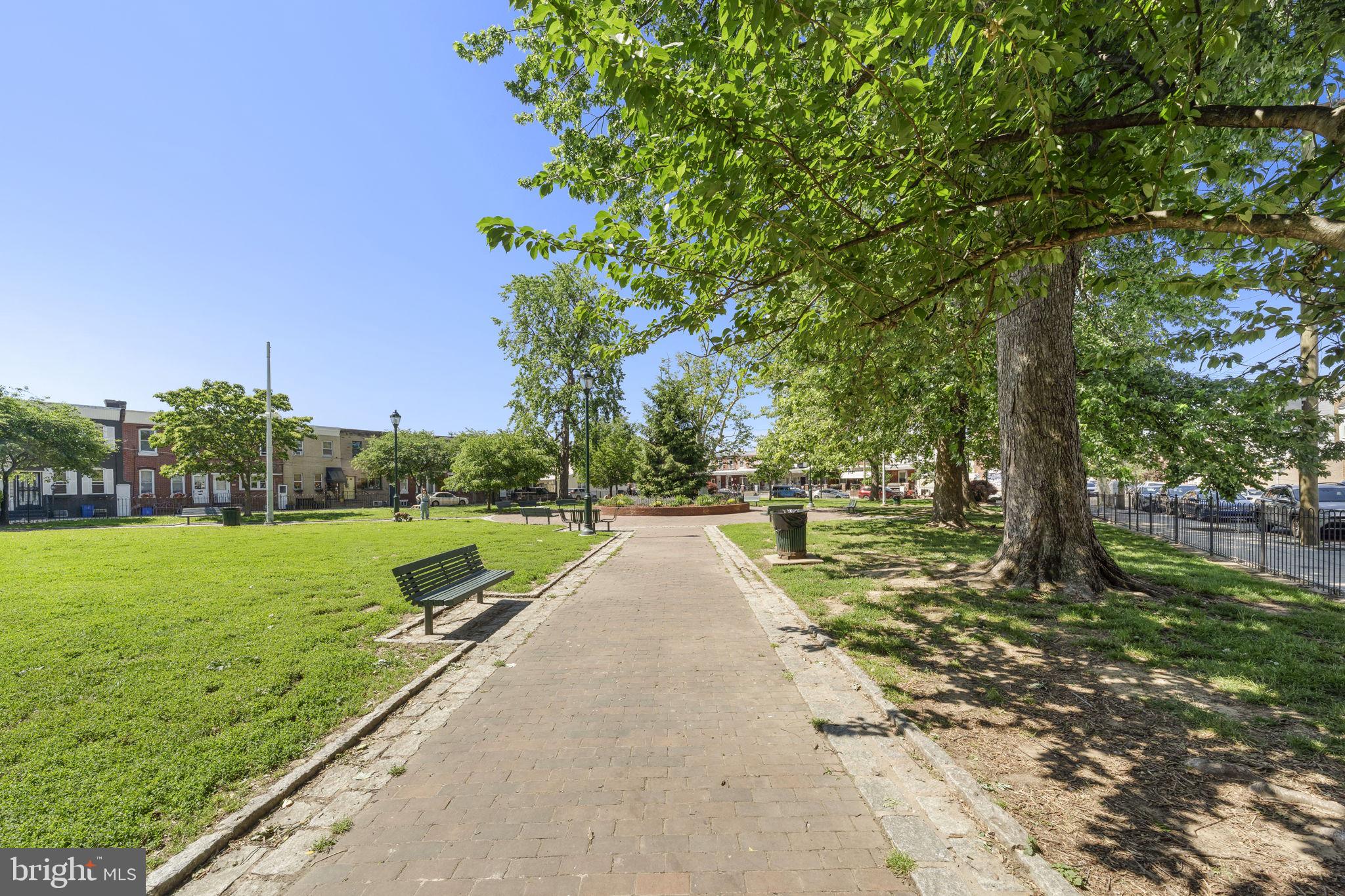 PORT RICHMOND - Residential