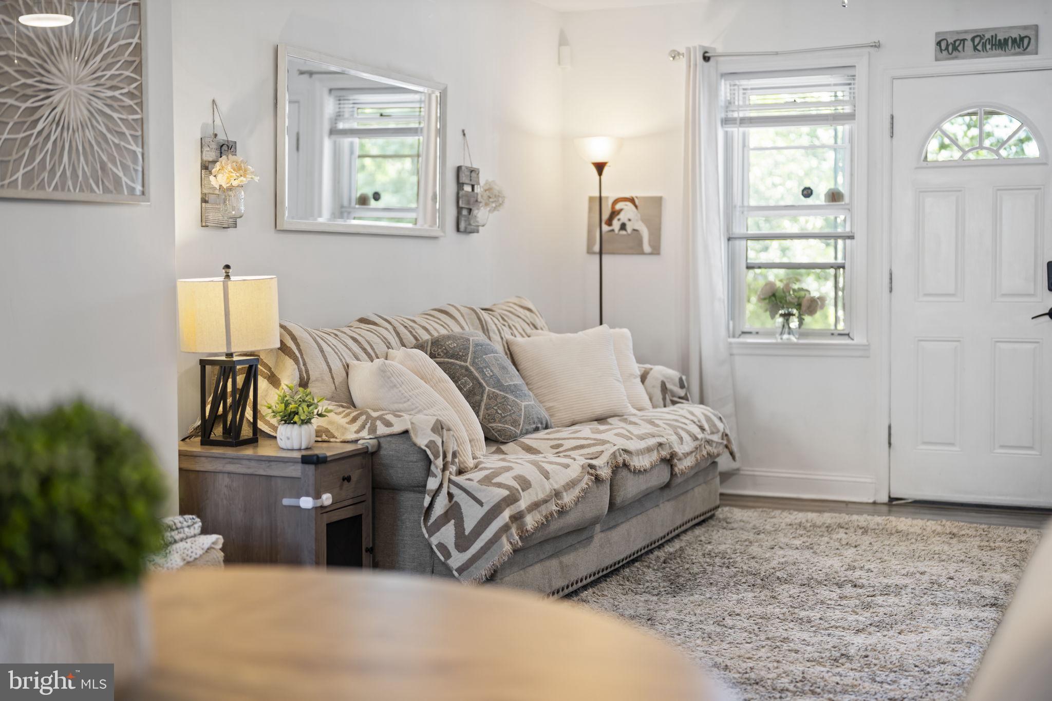 PORT RICHMOND - Residential
