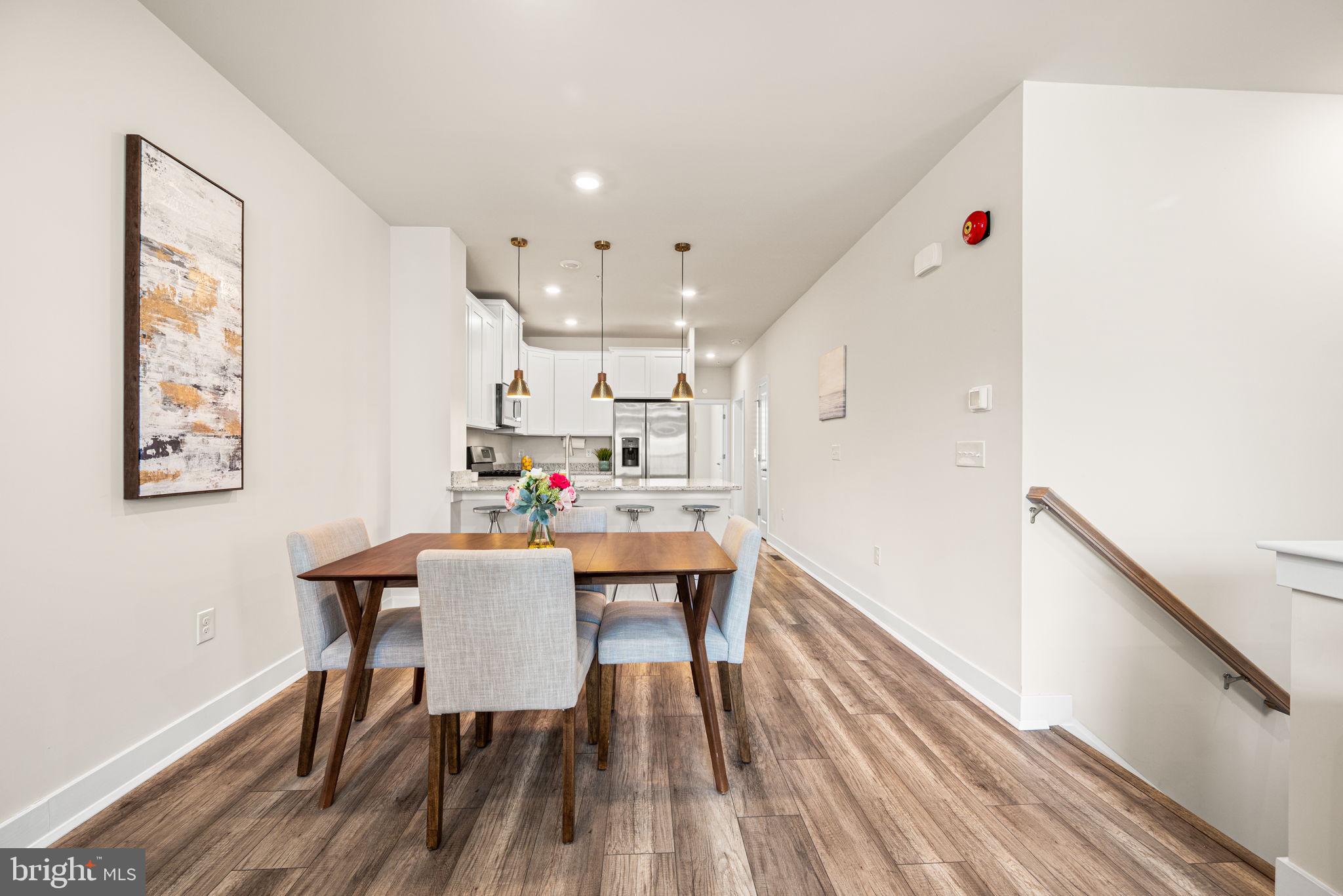 WATERSIDE - Residential