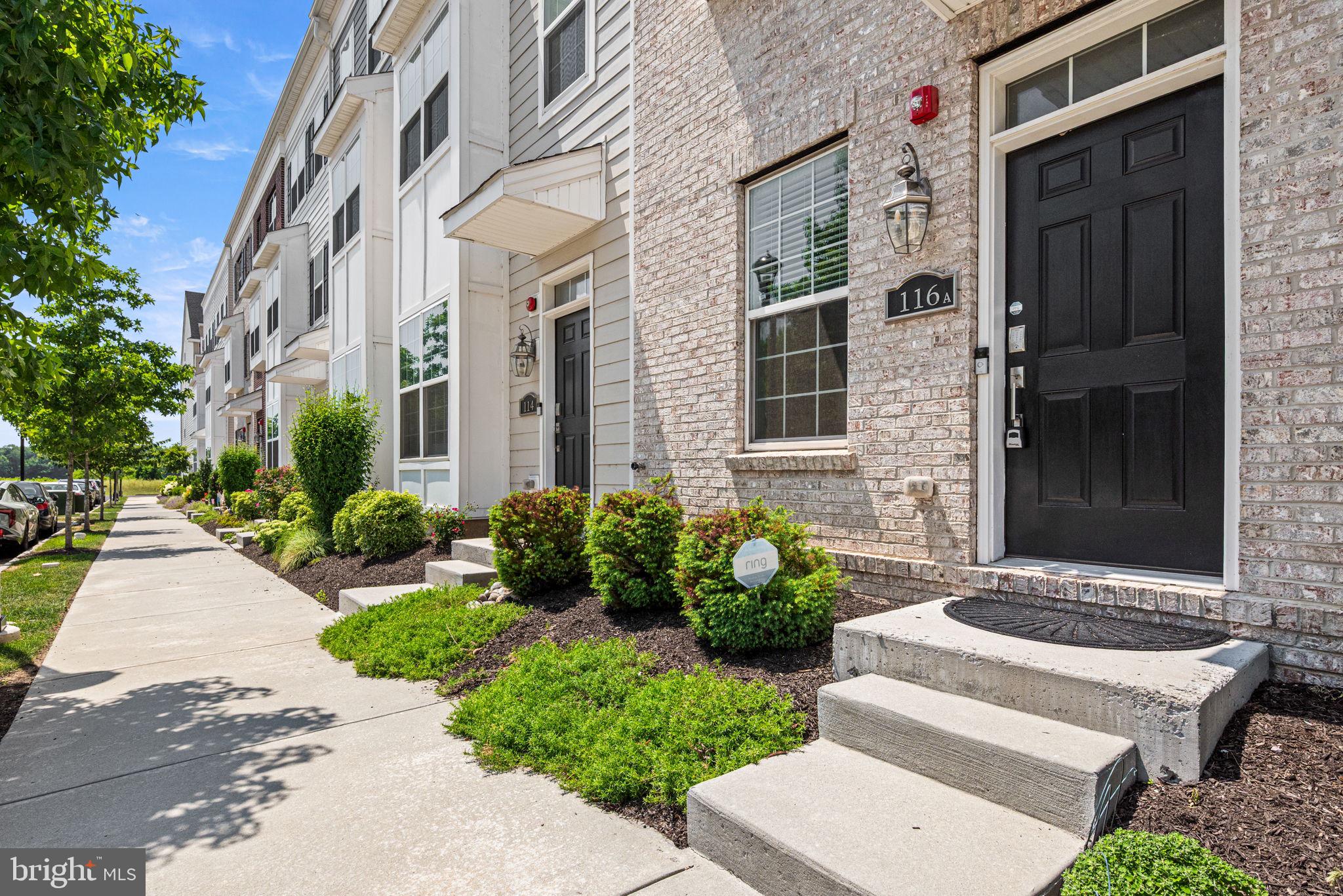 WATERSIDE - Residential