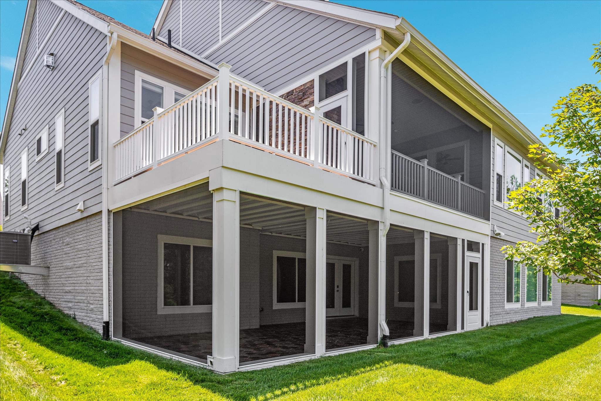 SHENANDOAH, LAKE FREDERICK - Residential