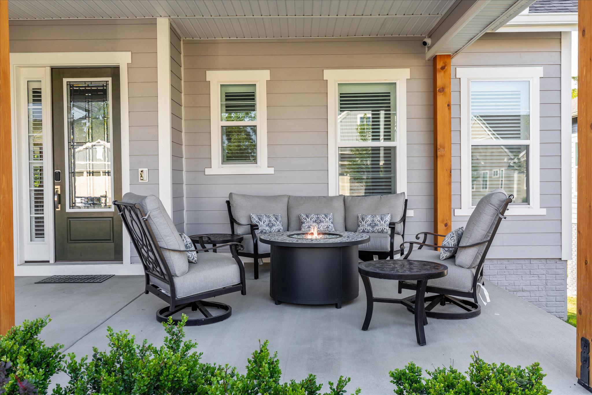 SHENANDOAH, LAKE FREDERICK - Residential