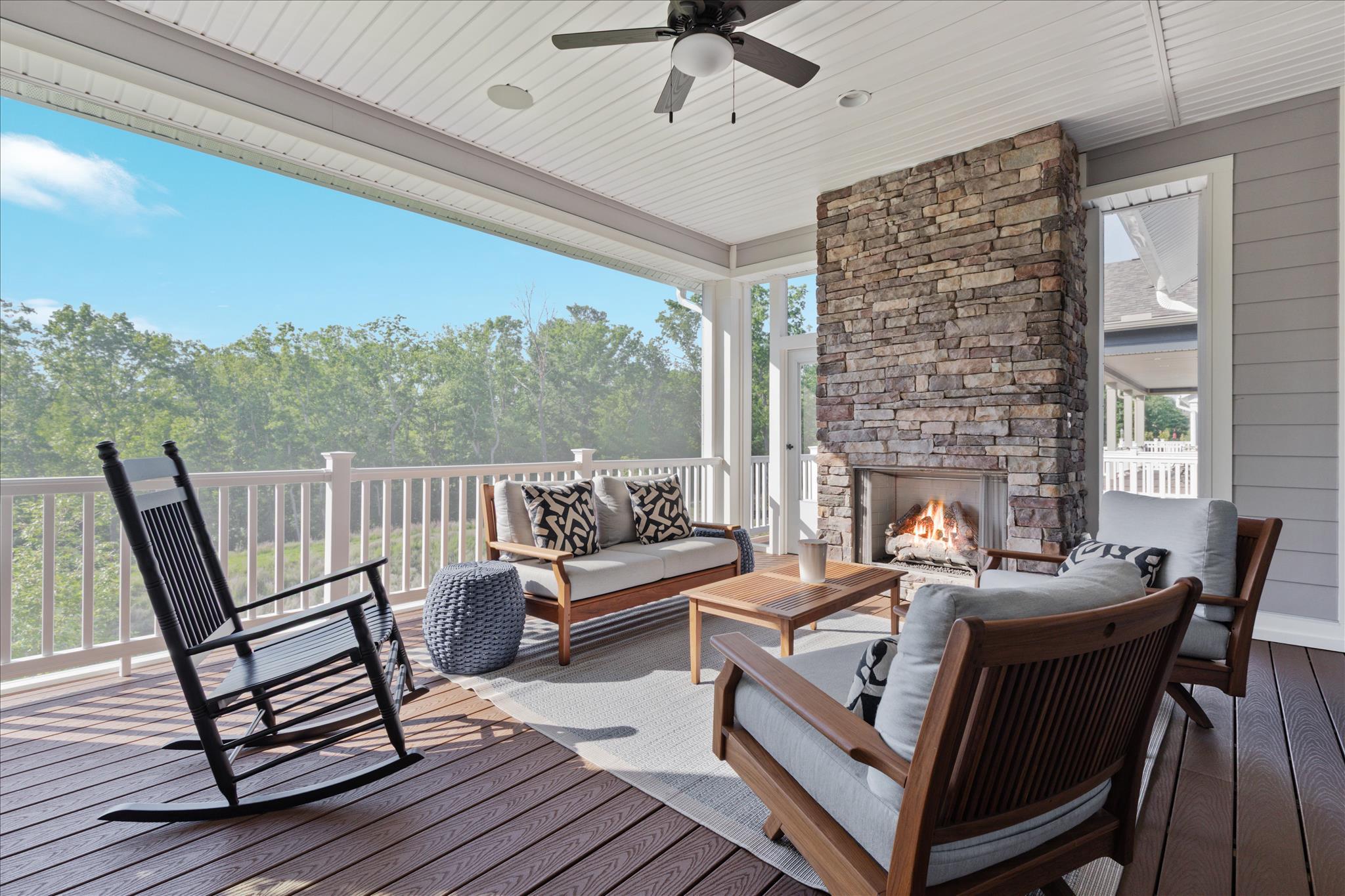 SHENANDOAH, LAKE FREDERICK - Residential