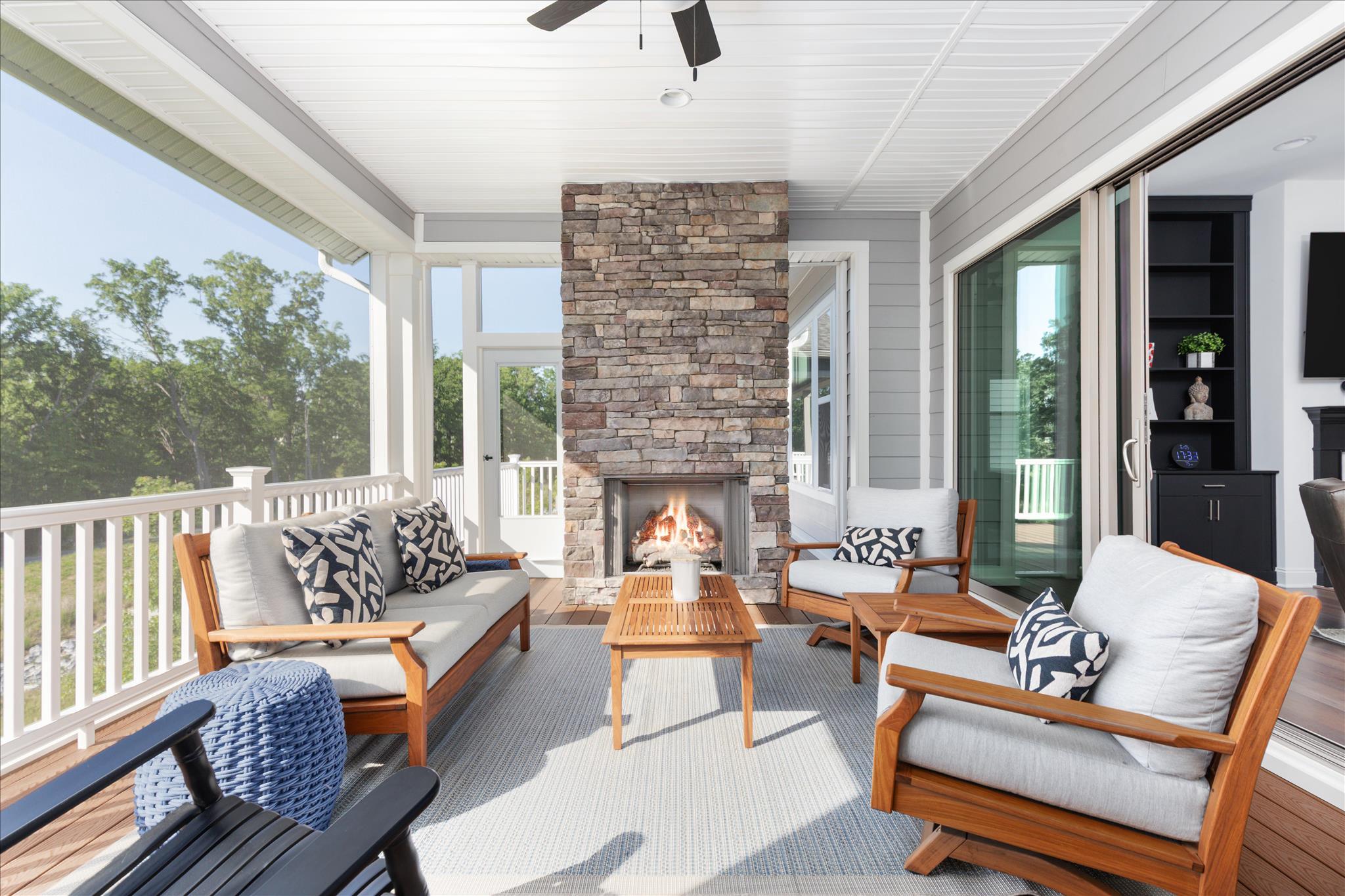SHENANDOAH, LAKE FREDERICK - Residential