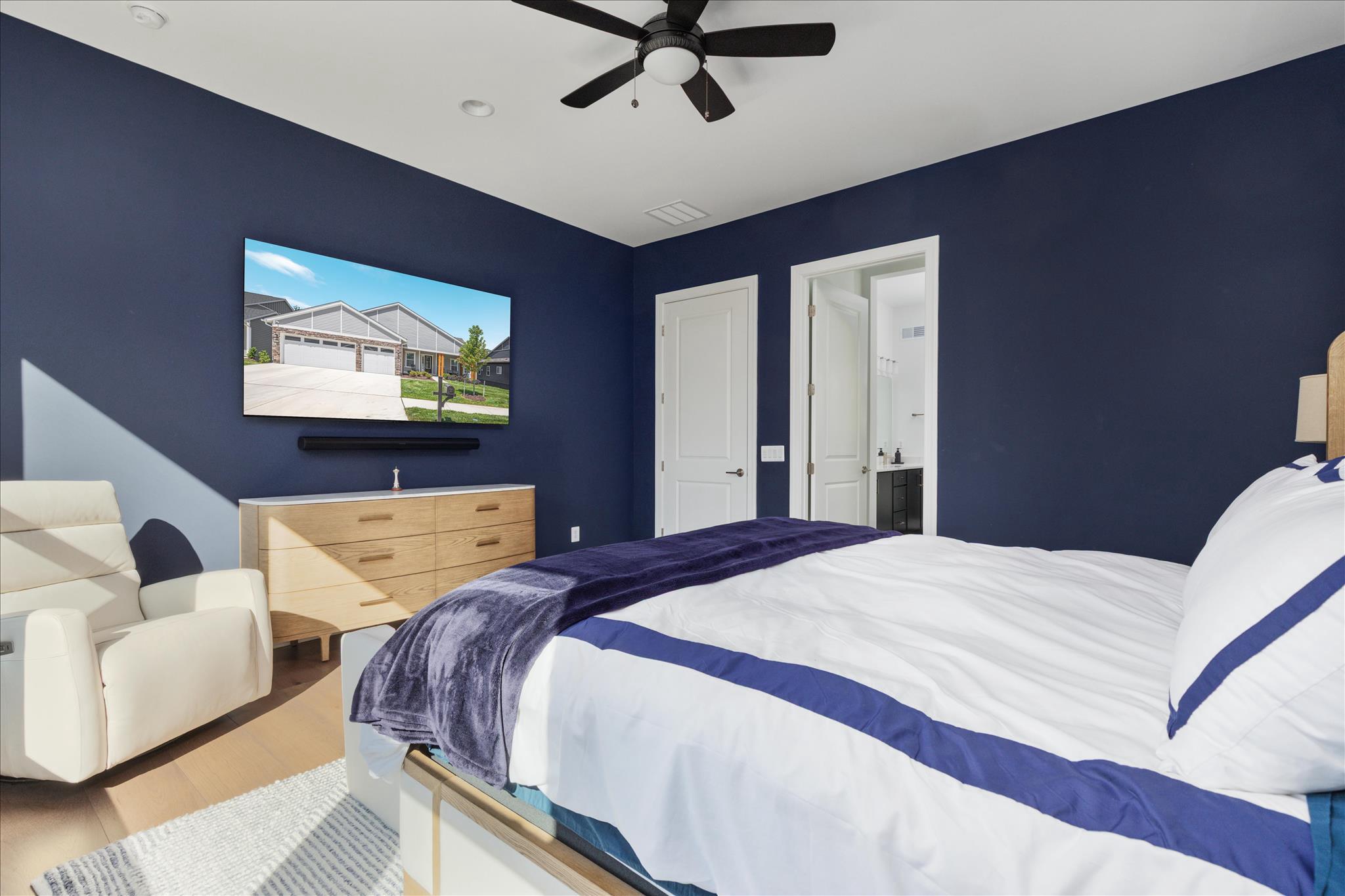 SHENANDOAH, LAKE FREDERICK - Residential