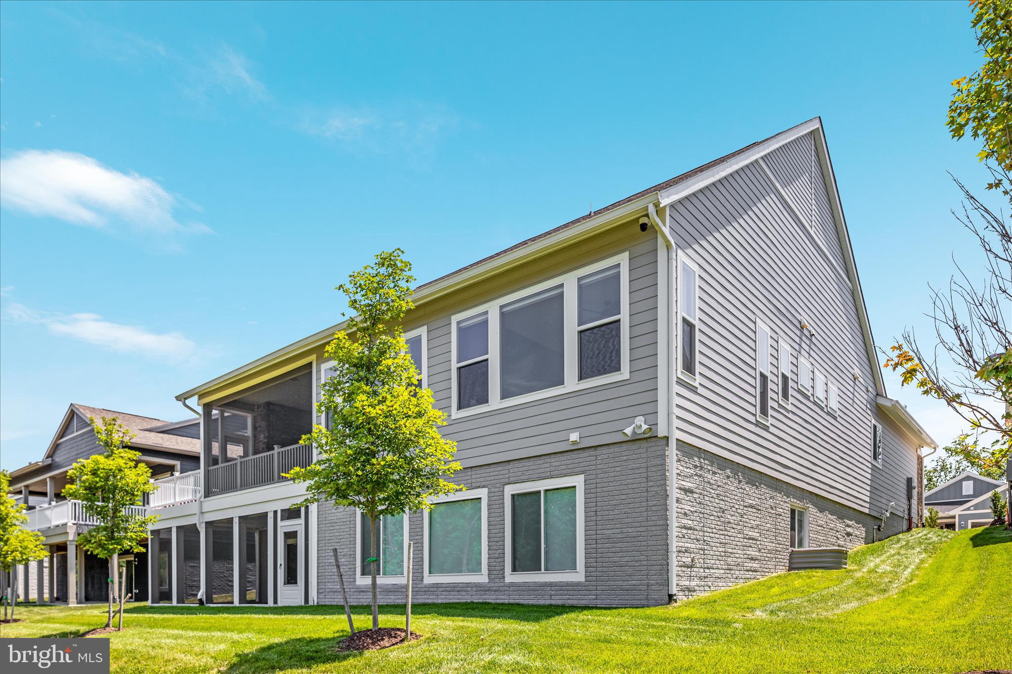 SHENANDOAH, LAKE FREDERICK - Residential