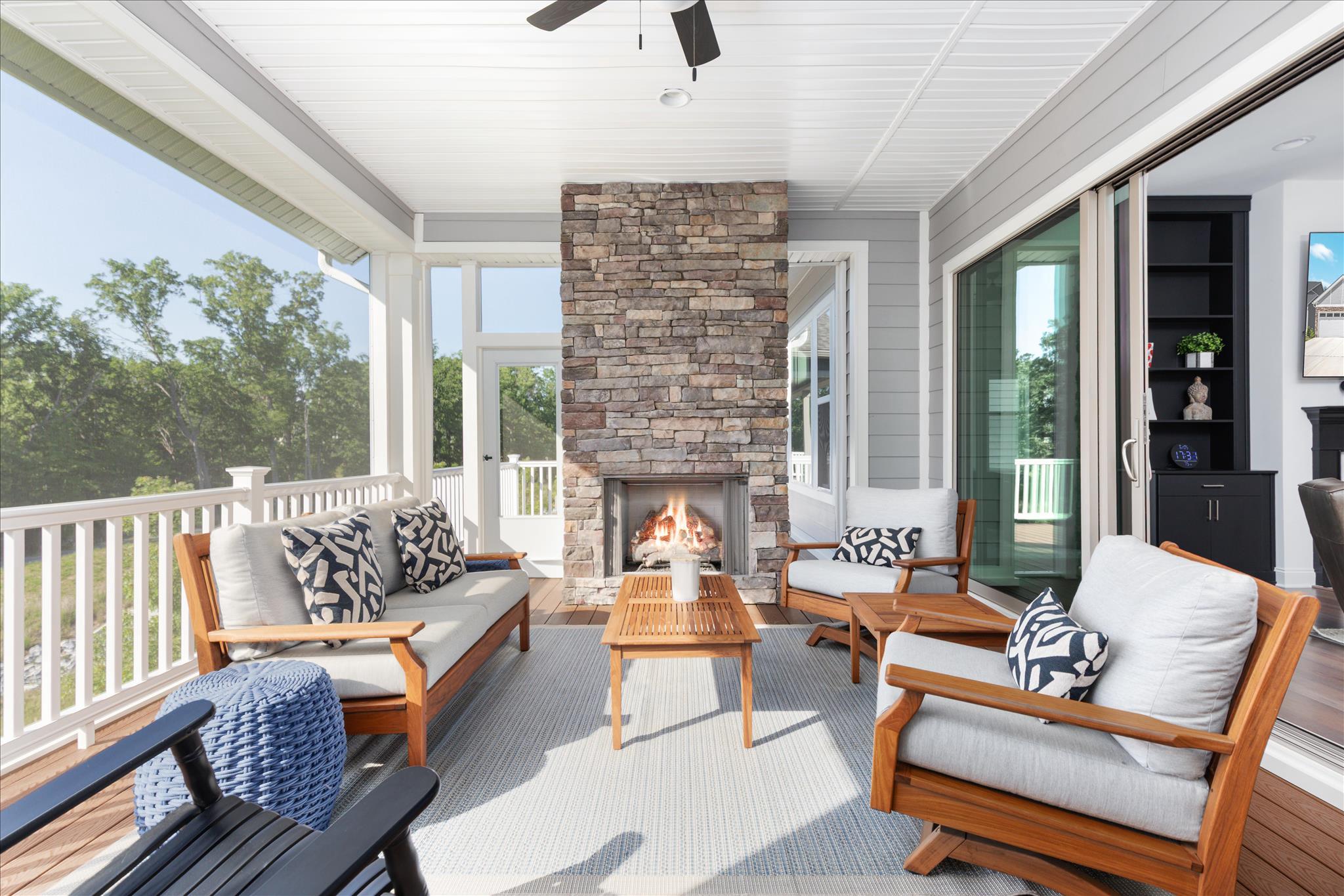 SHENANDOAH, LAKE FREDERICK - Residential