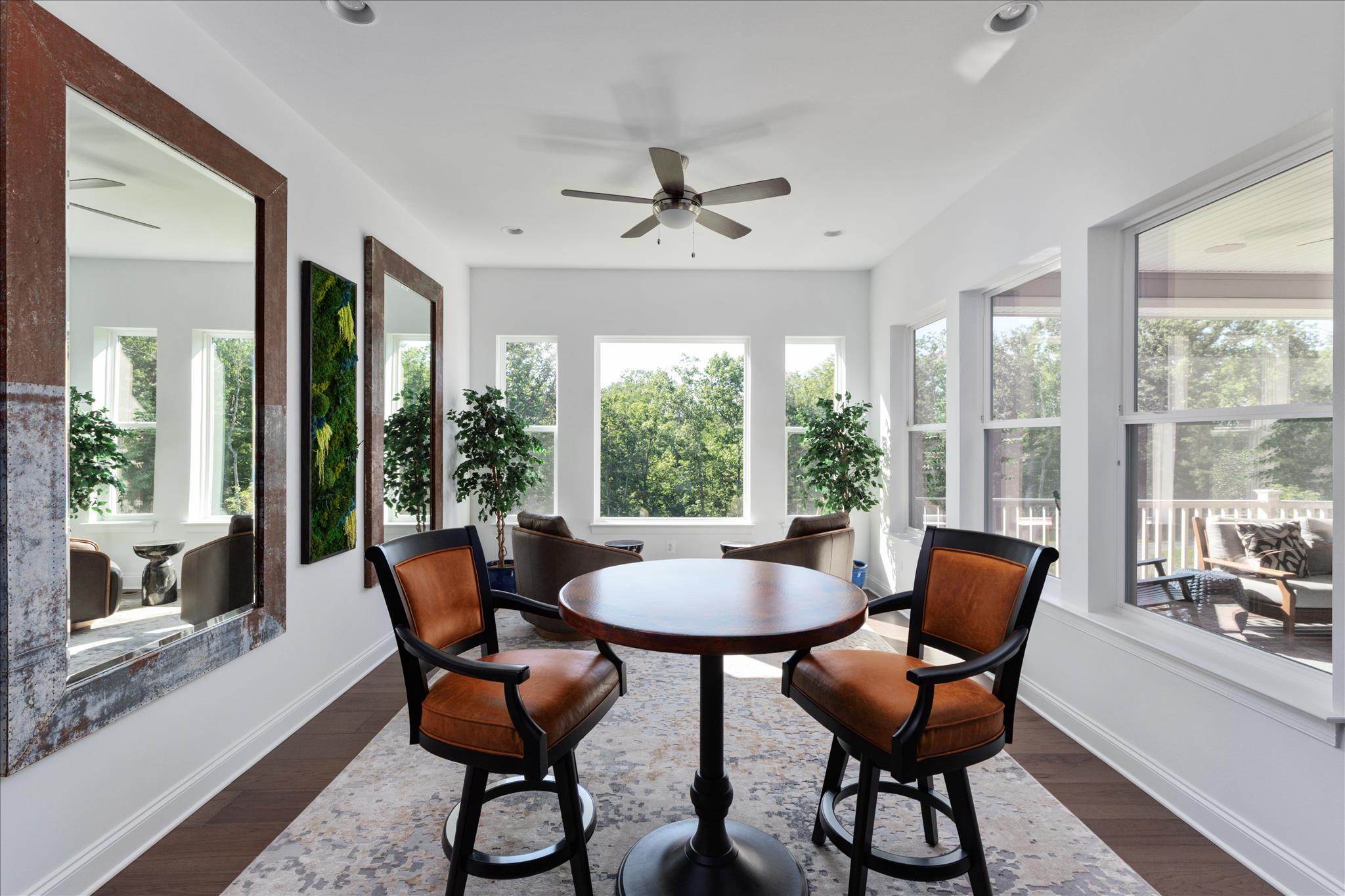 SHENANDOAH, LAKE FREDERICK - Residential
