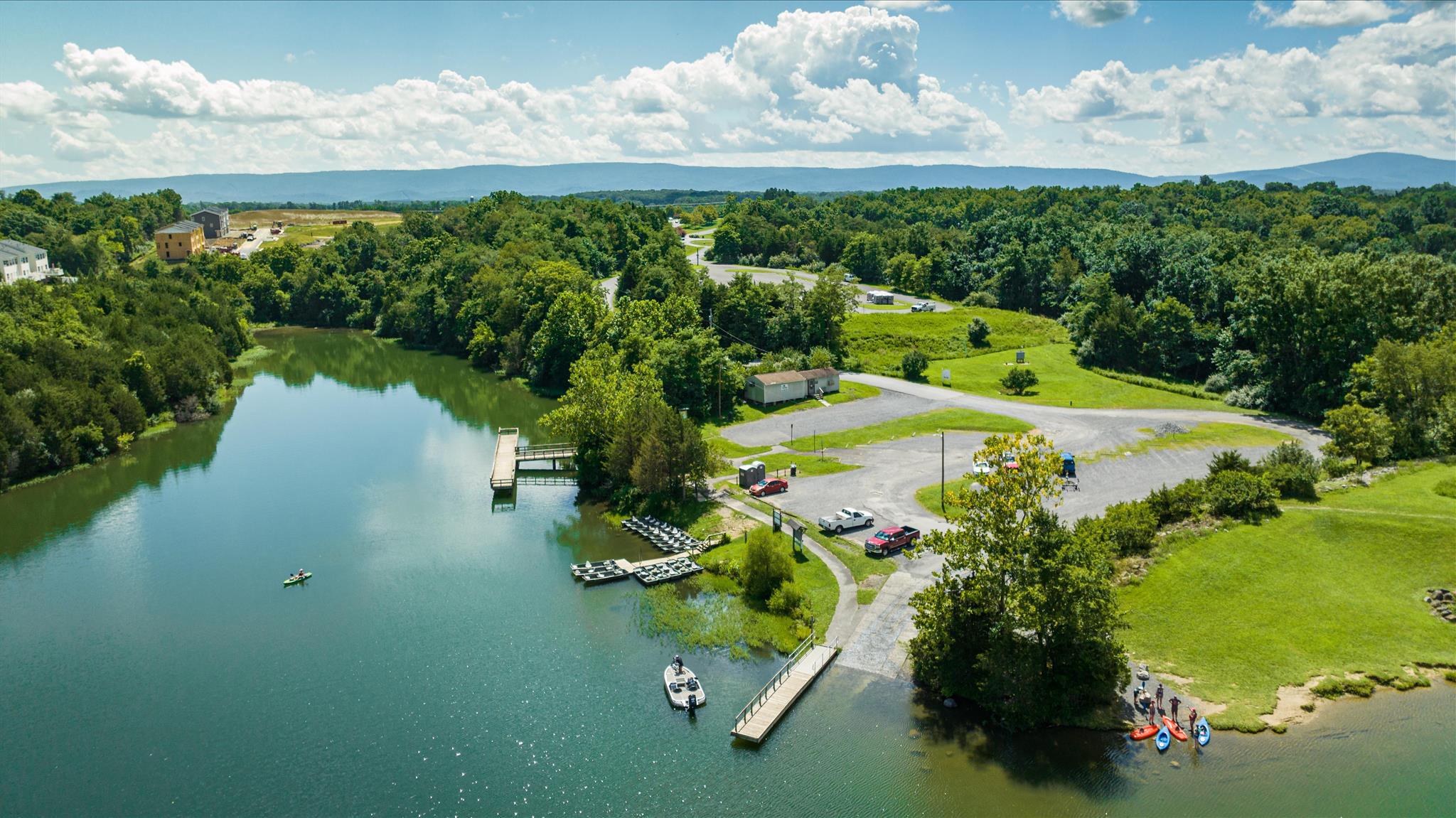 SHENANDOAH, LAKE FREDERICK - Residential