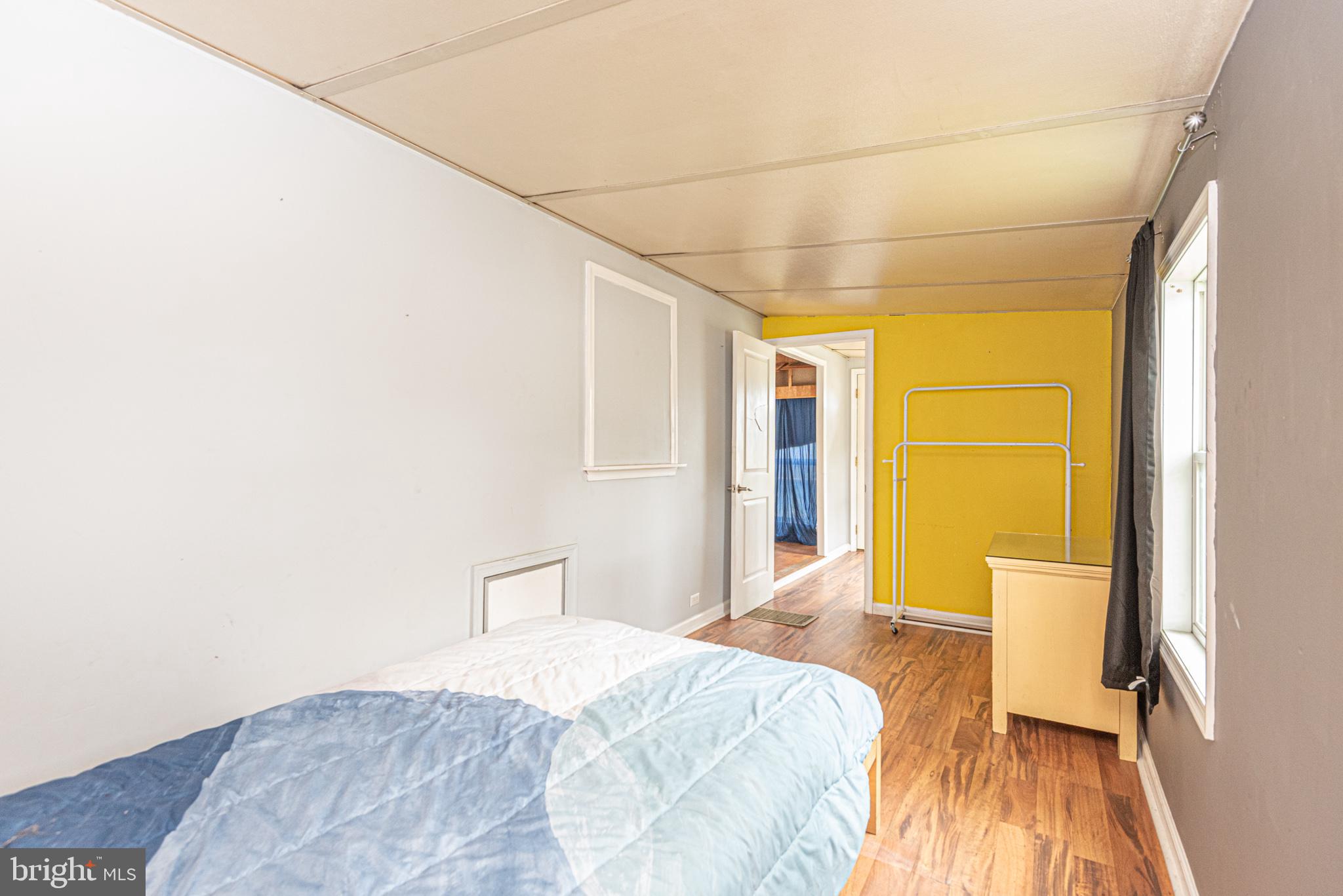 WHITE HORSE PARK I - Residential