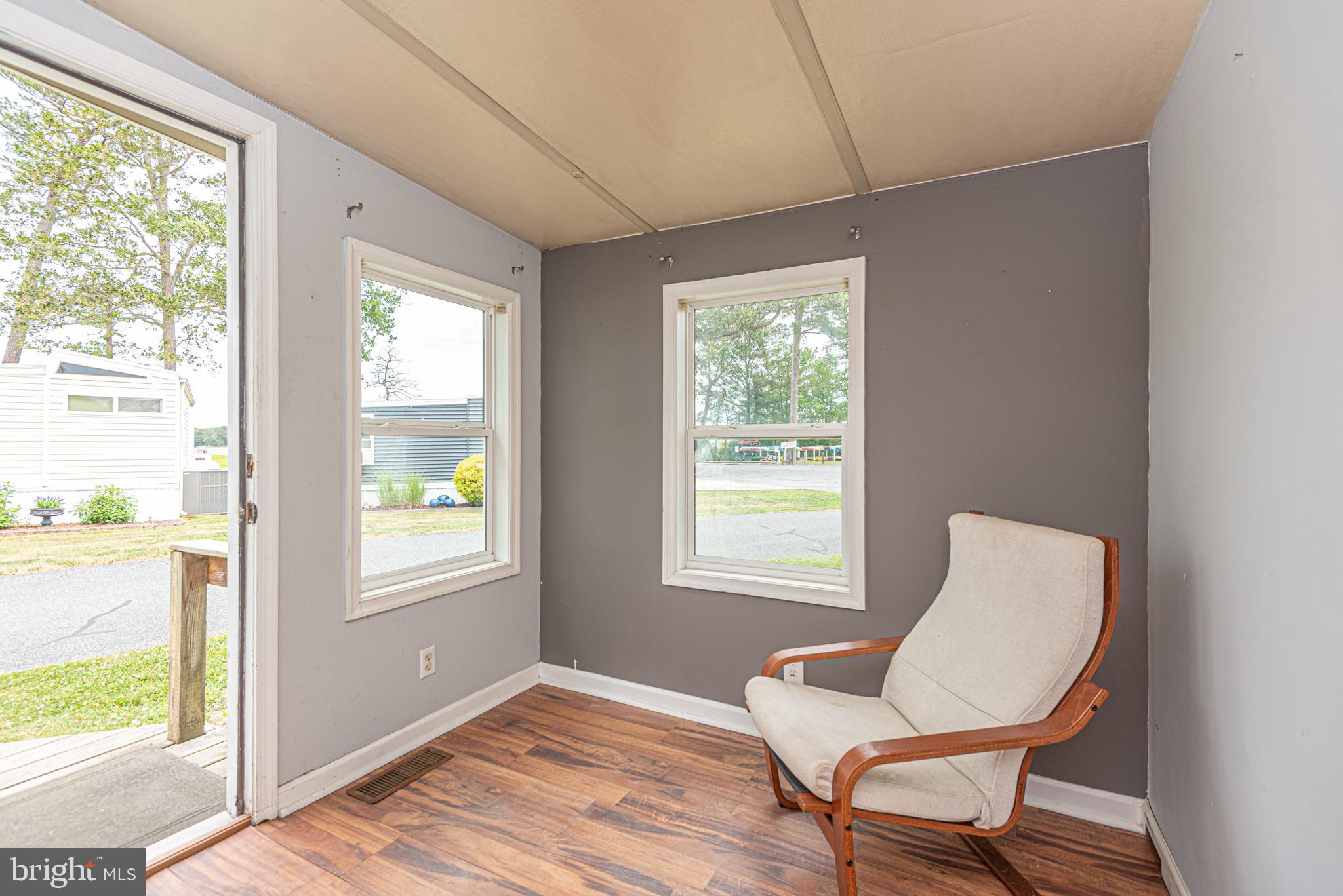 WHITE HORSE PARK I - Residential