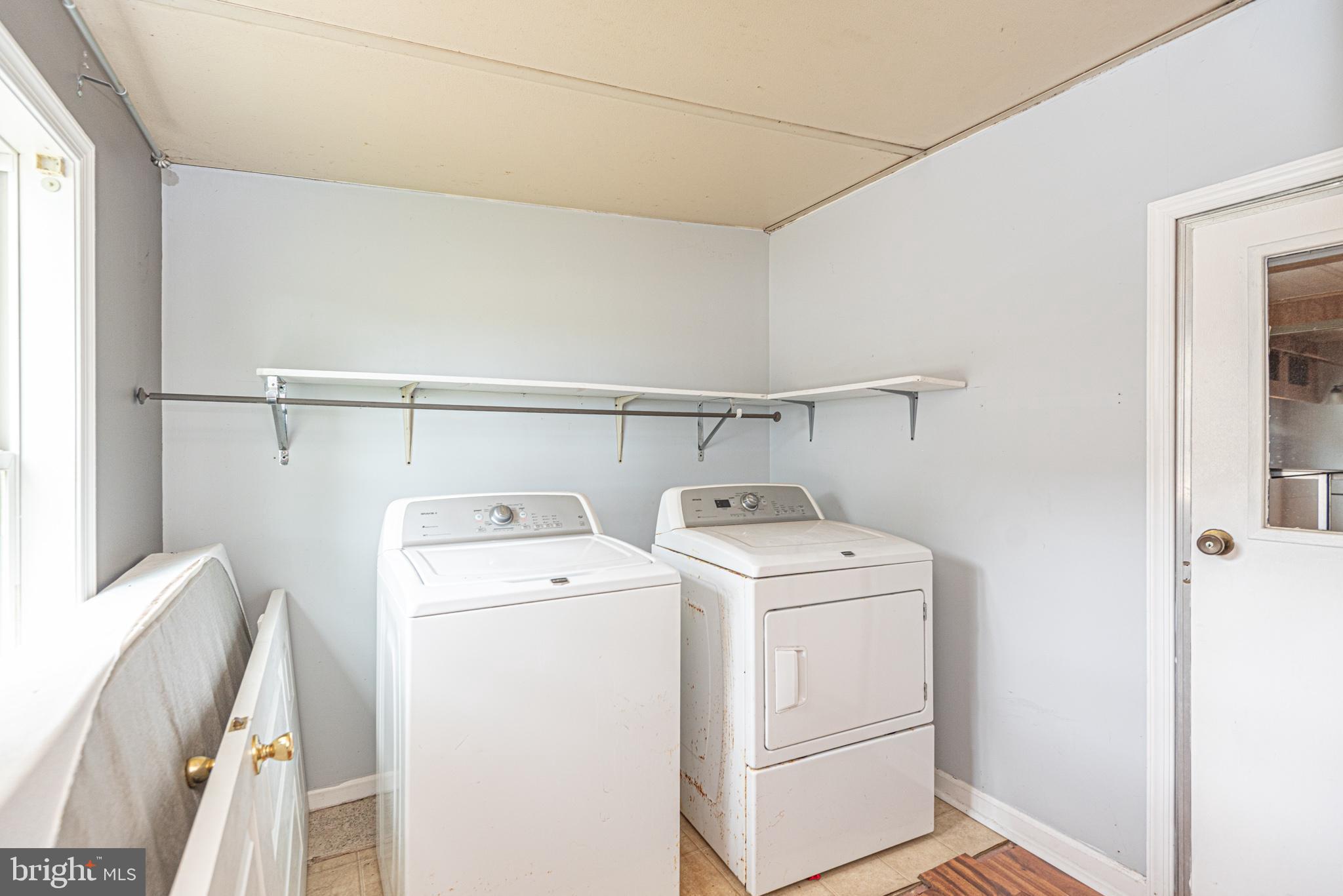 WHITE HORSE PARK I - Residential