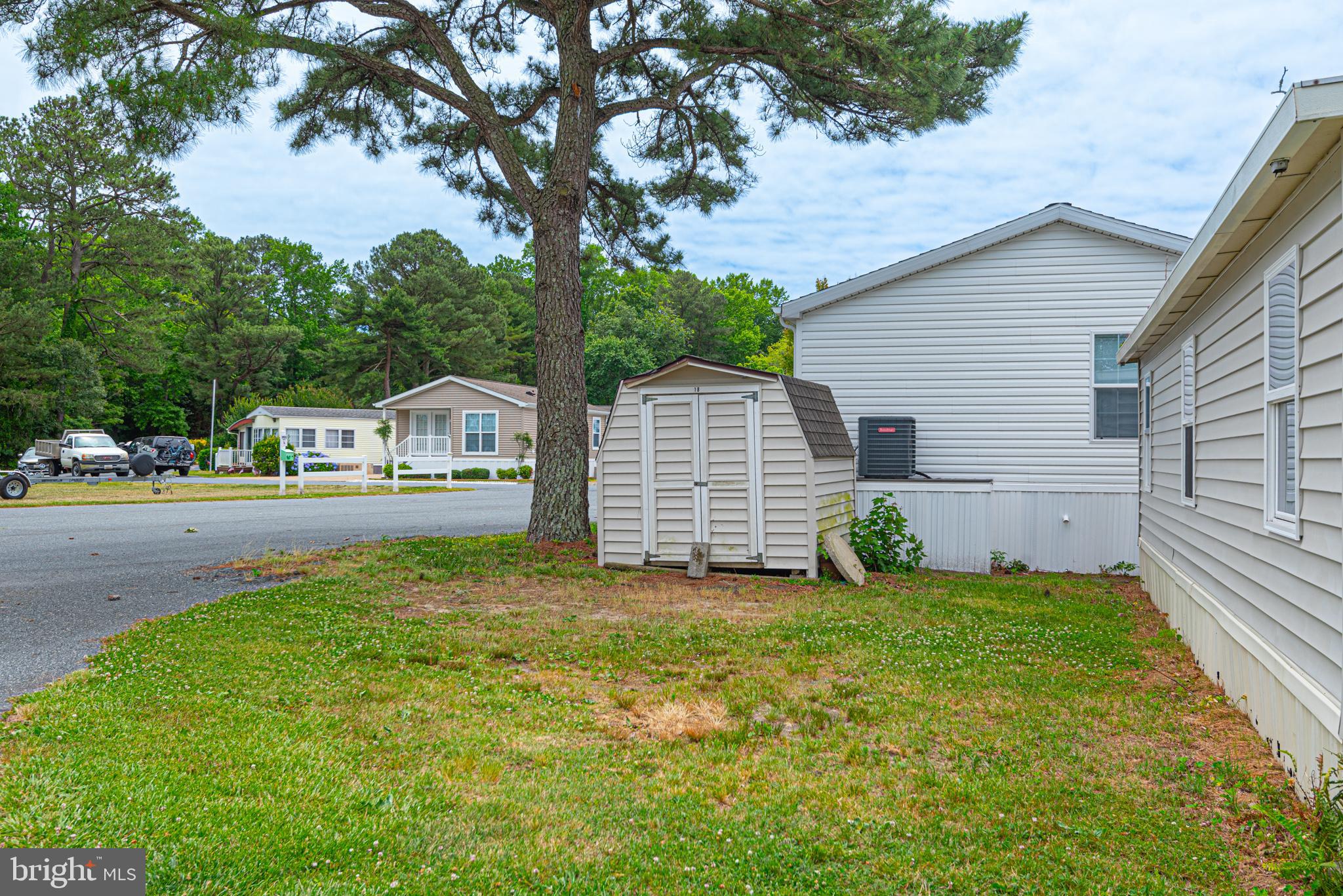 WHITE HORSE PARK I - Residential