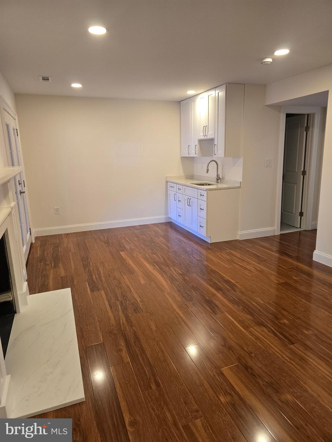 COURTHOUSE STATION - Residential