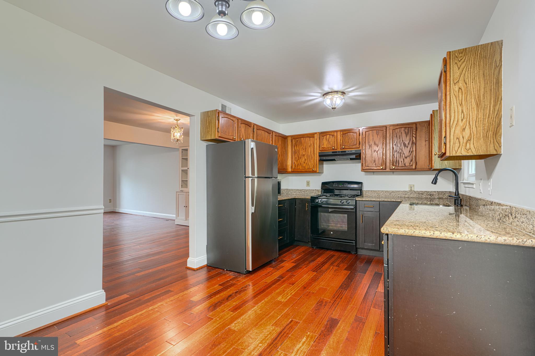 BONIFANT WOODS - Residential